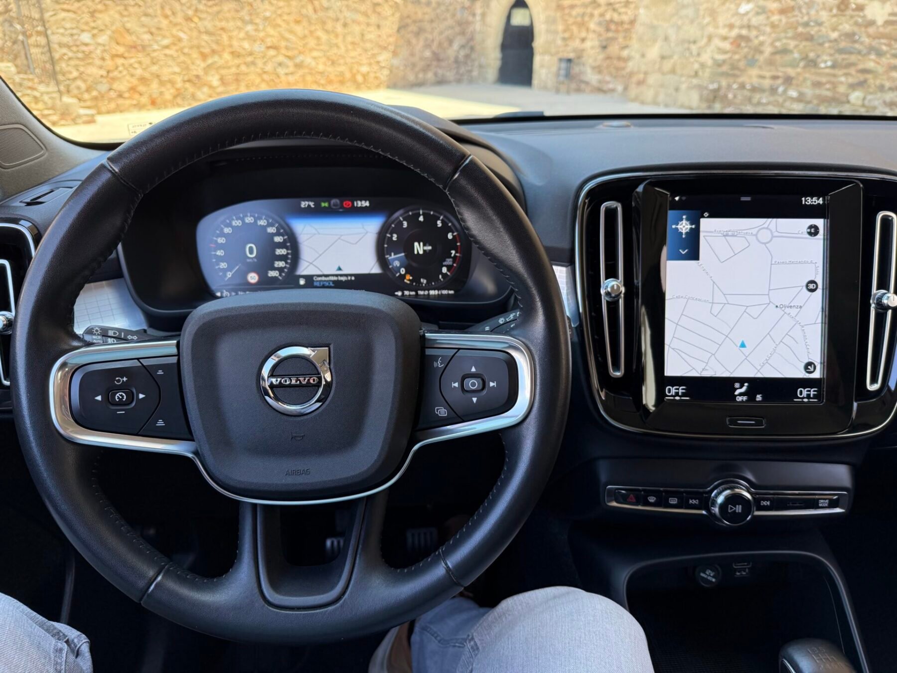 VOLVO XC40 Business Plus 2WD 1.5 T3 165CV