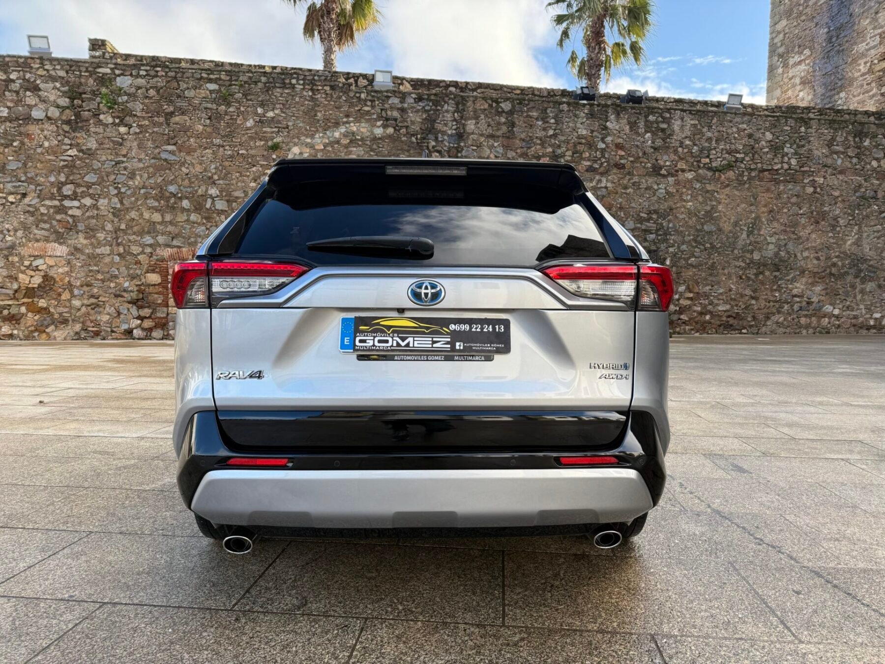 TOYOTA Rav4 2.5L 220H FEEL! 4WD