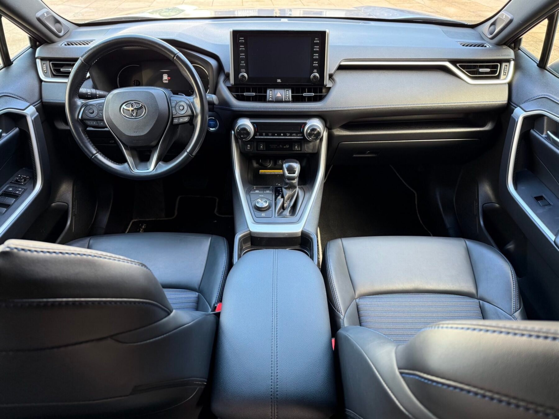 TOYOTA Rav4 2.5L 220H FEEL! 4WD