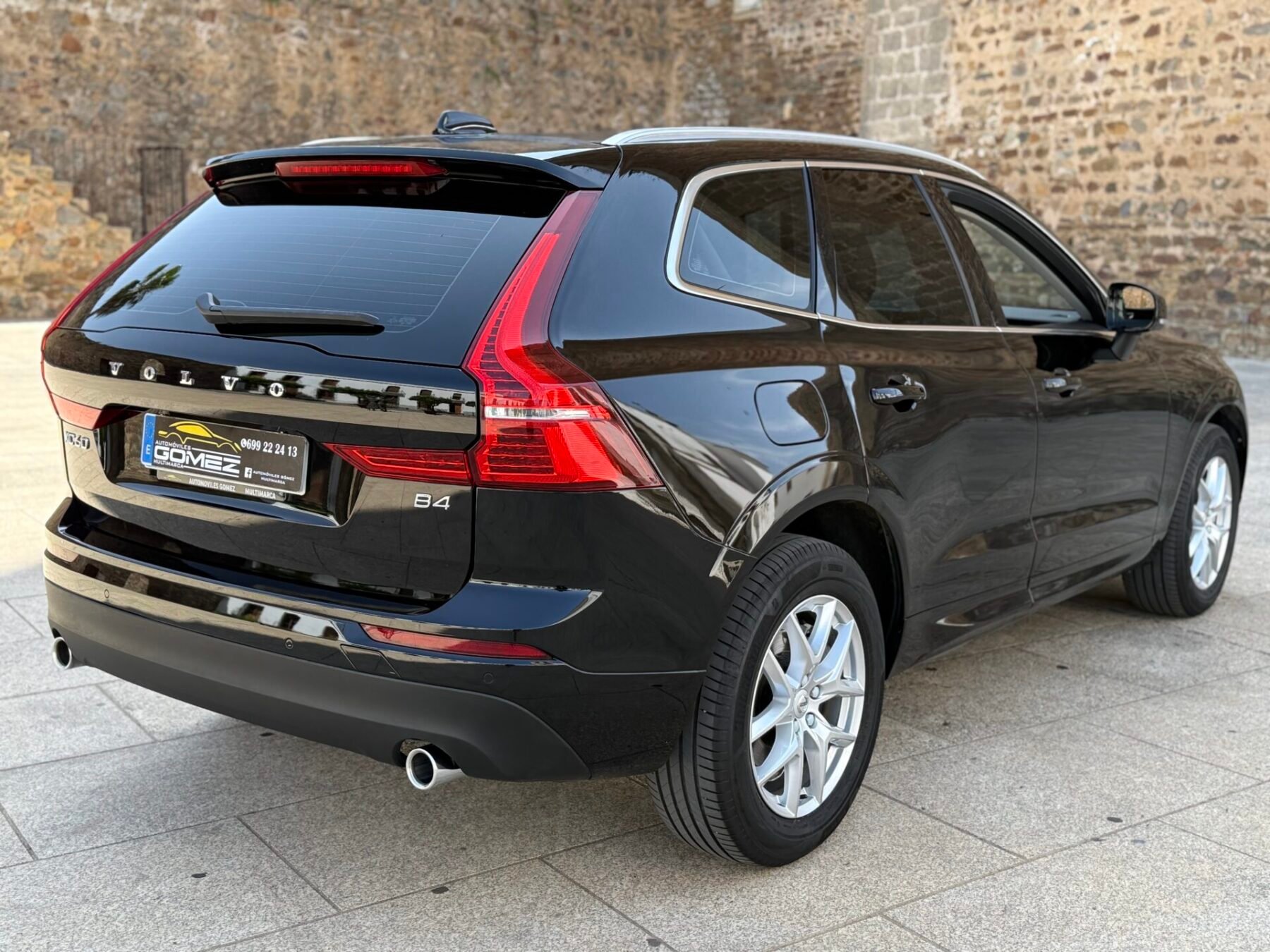 VOLVO XC60 MOMENTUM PRO 2WD 2.0 B4 197 CV AUTO