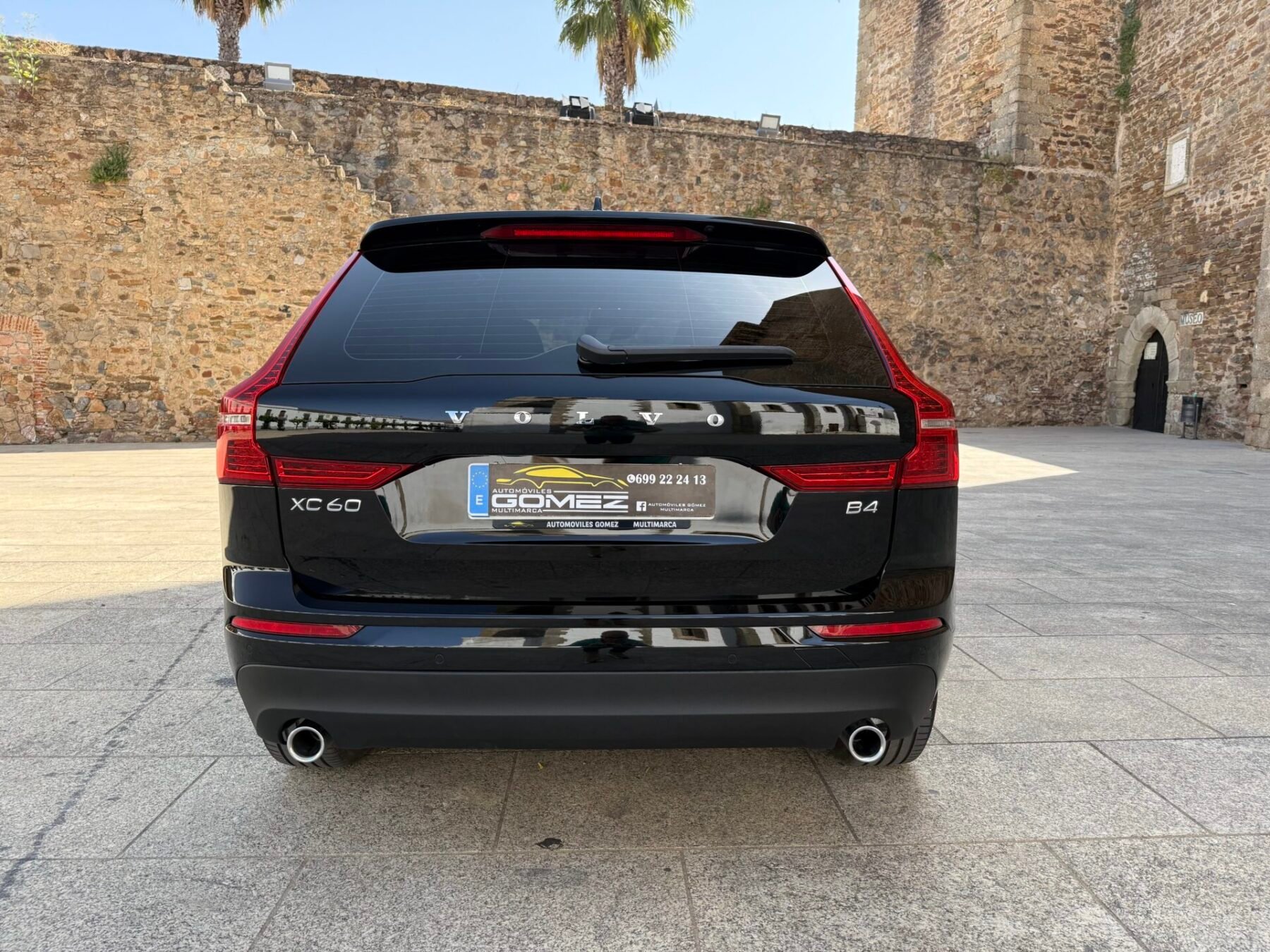 VOLVO XC60 MOMENTUM PRO 2WD 2.0 B4 197 CV AUTO