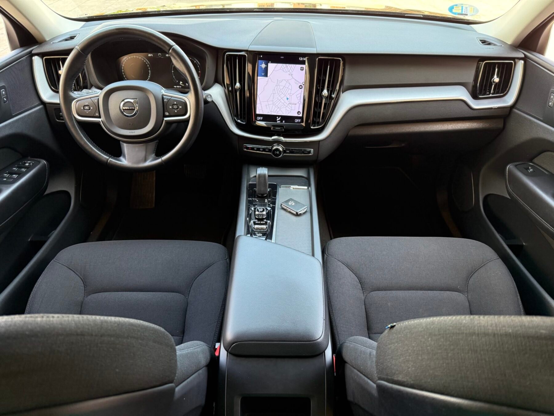 VOLVO XC60 MOMENTUM PRO 2WD 2.0 B4 197 CV AUTO