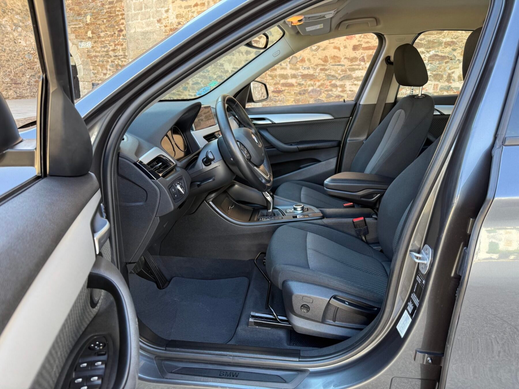 BMW X1 sDrive16d Business Auto 