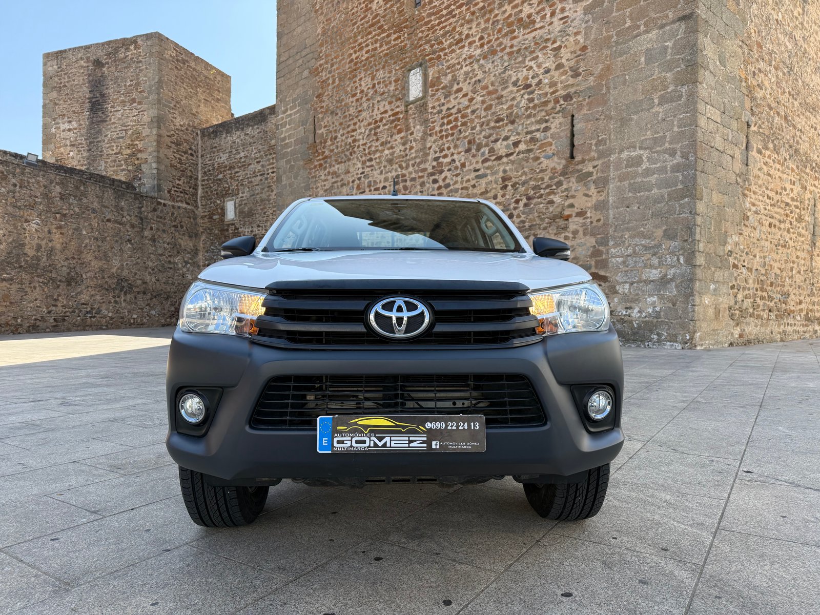 TOYOTA Hilux  2.4 D-4D CABINA DOBLE GX PICKUP