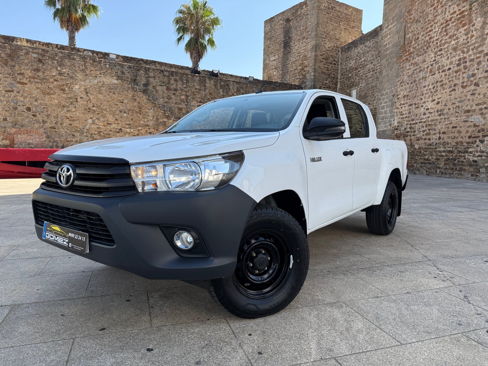 TOYOTA Hilux  2.4 D-4D CABINA DOBLE GX PICKUP