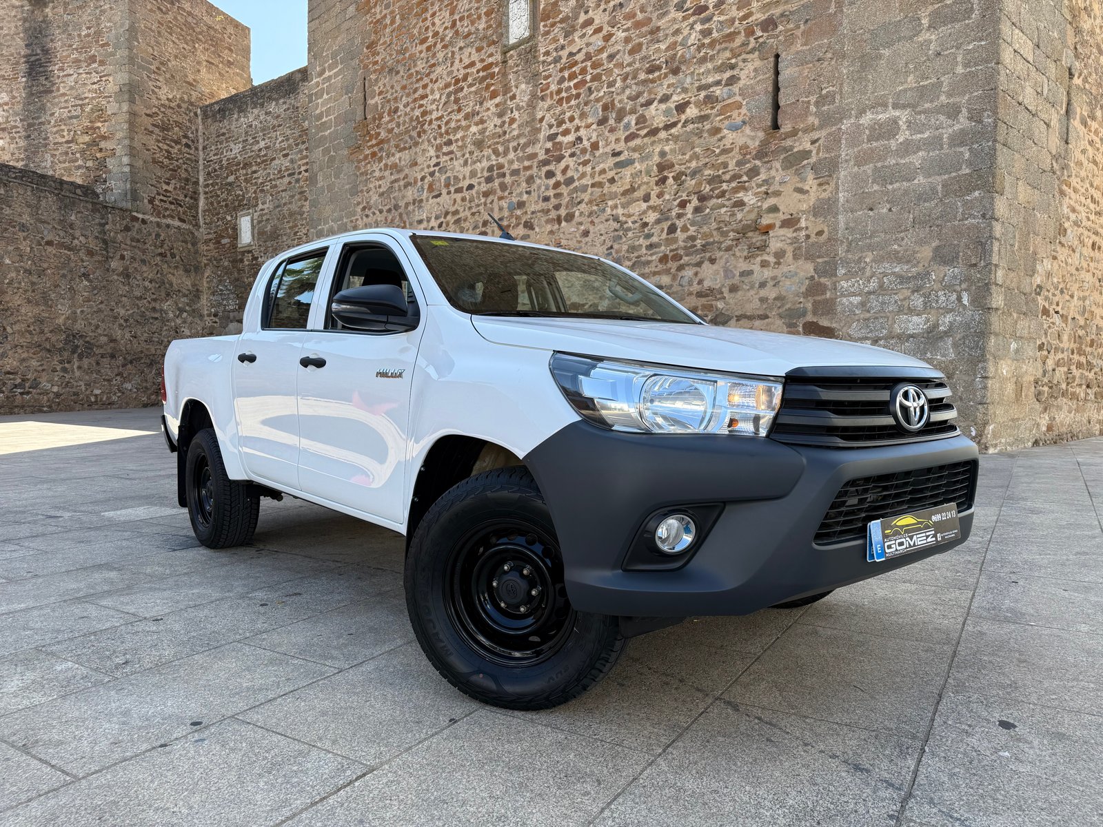 TOYOTA Hilux  2.4 D-4D CABINA DOBLE GX PICKUP