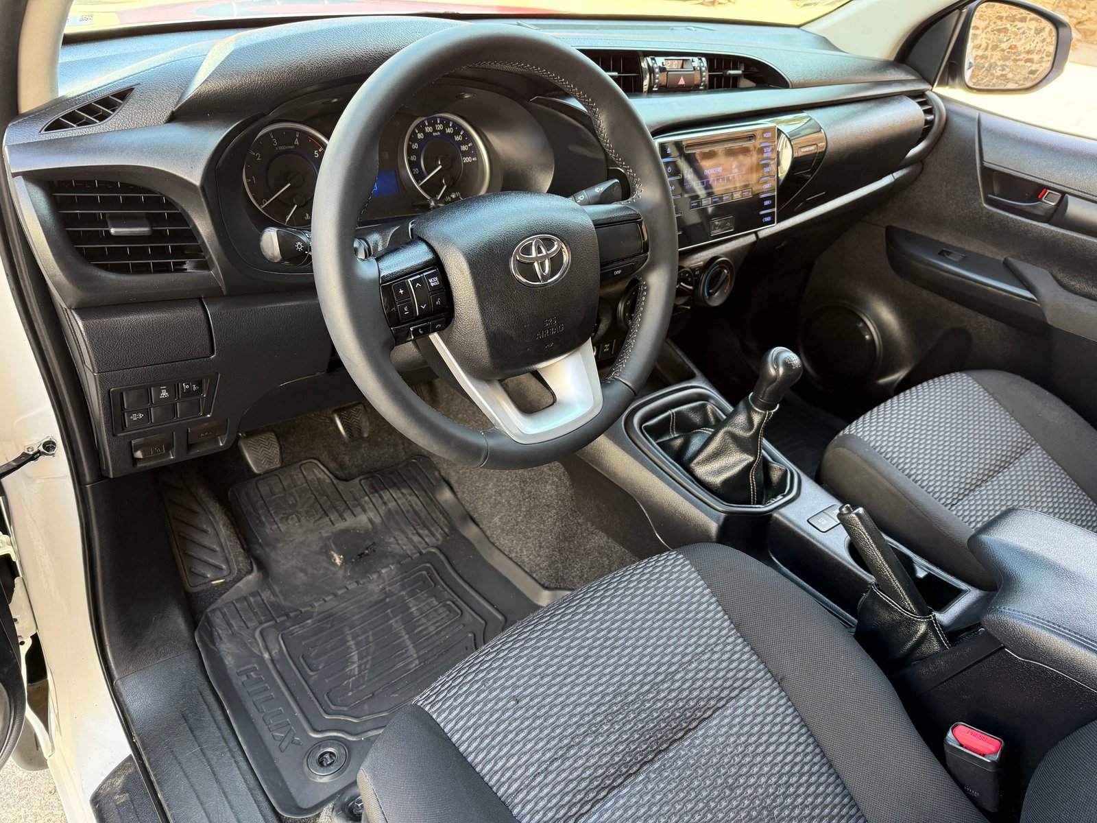 TOYOTA Hilux  2.4 D-4D CABINA DOBLE GX PICKUP