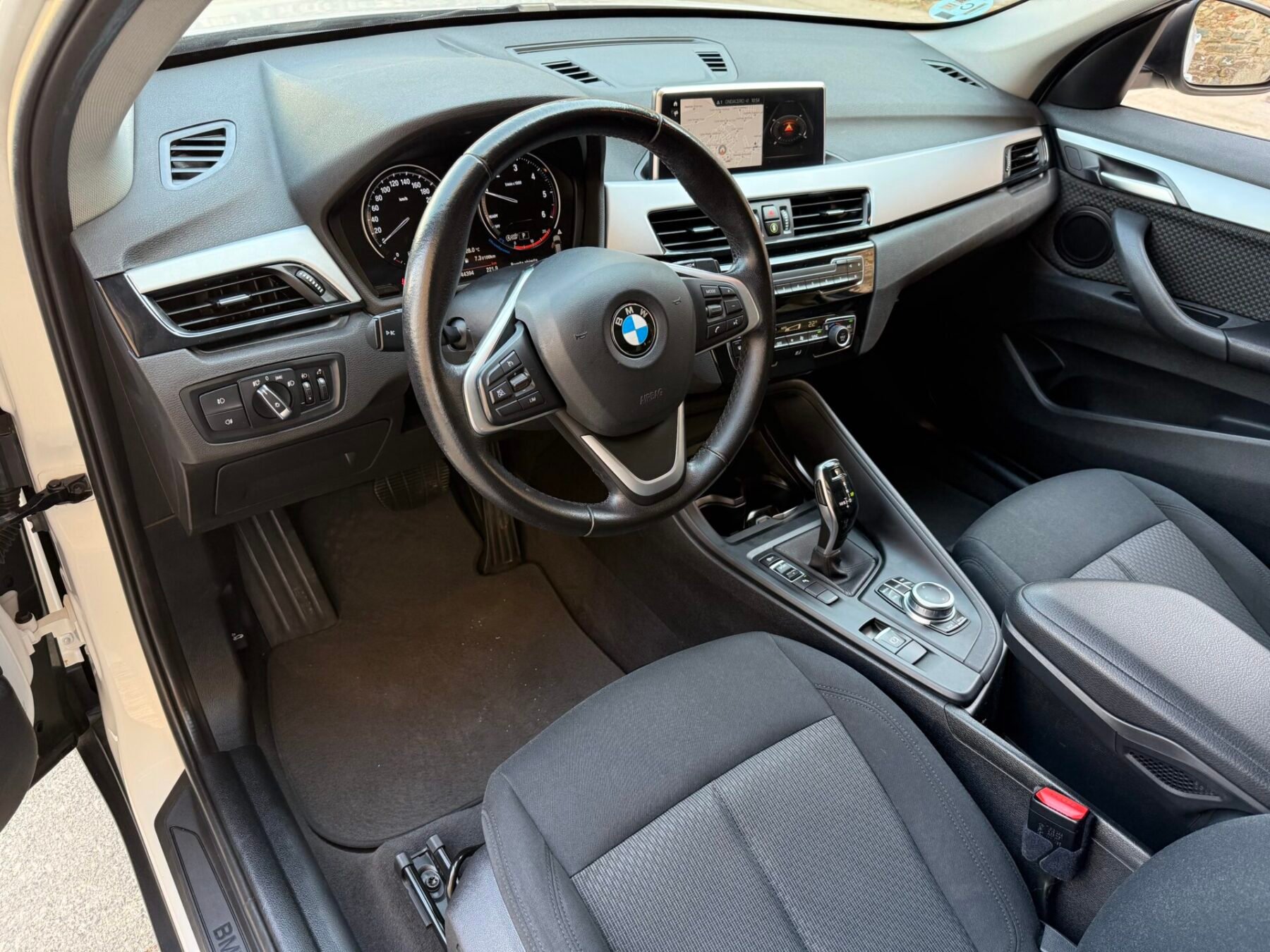 BMW X1 sDrive16d Aut. Business 