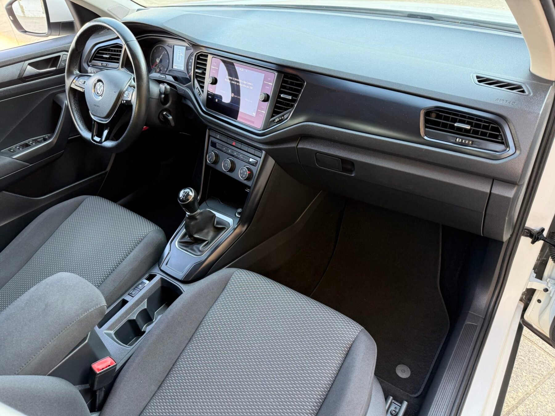 VOLKSWAGEN T-Roc Advance 1.6 TDI 115CV 