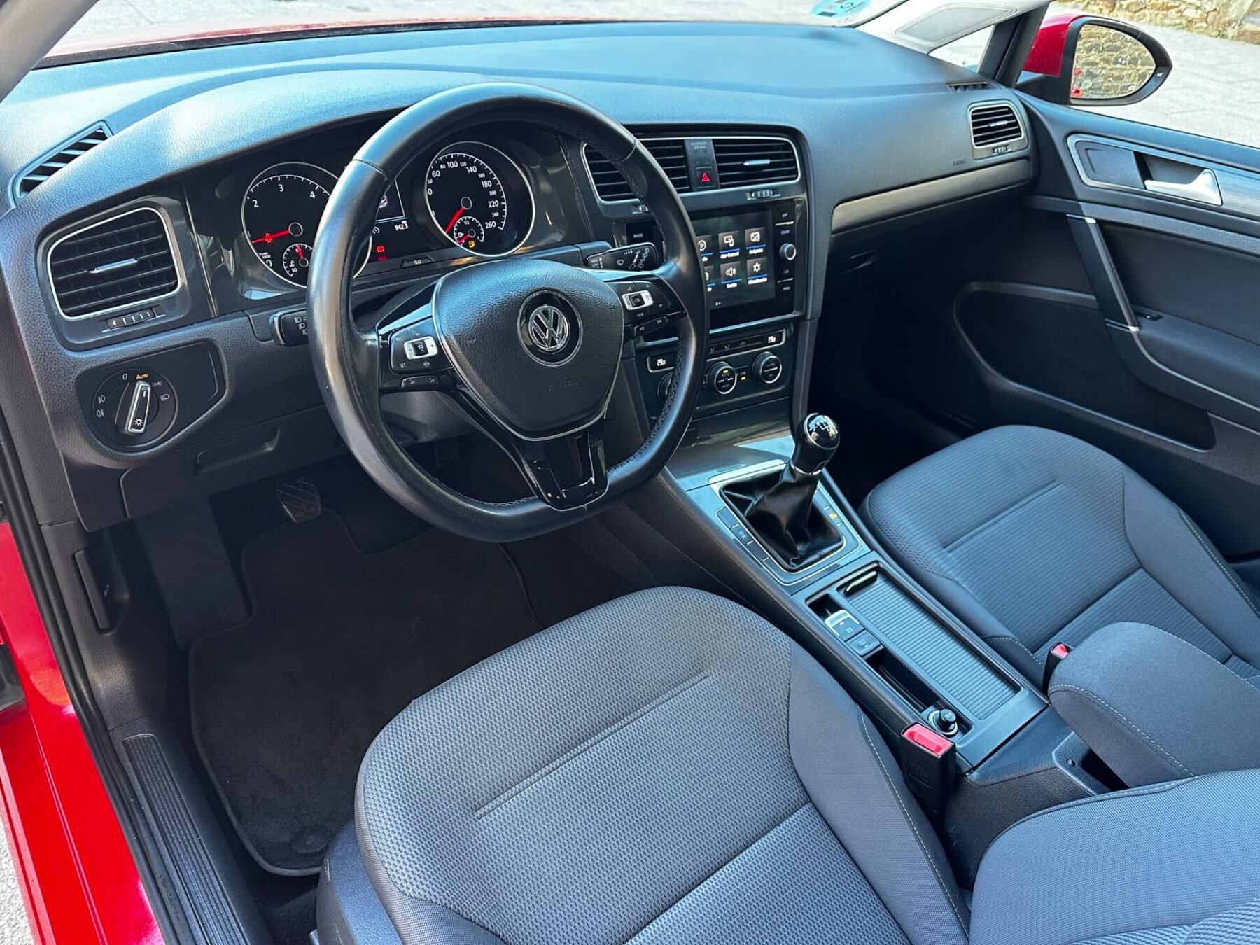 VOLKSWAGEN Golf ADVANCE 2.0 TDI 150CV 