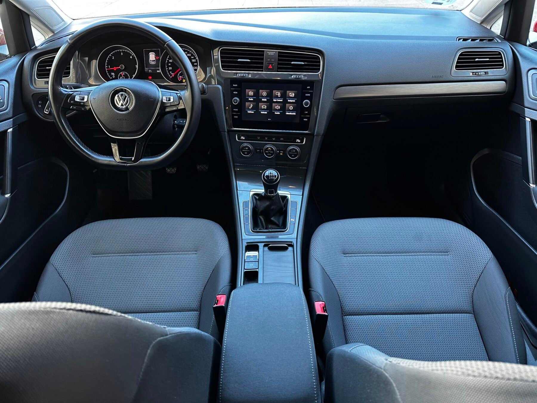 VOLKSWAGEN Golf ADVANCE 2.0 TDI 150CV 