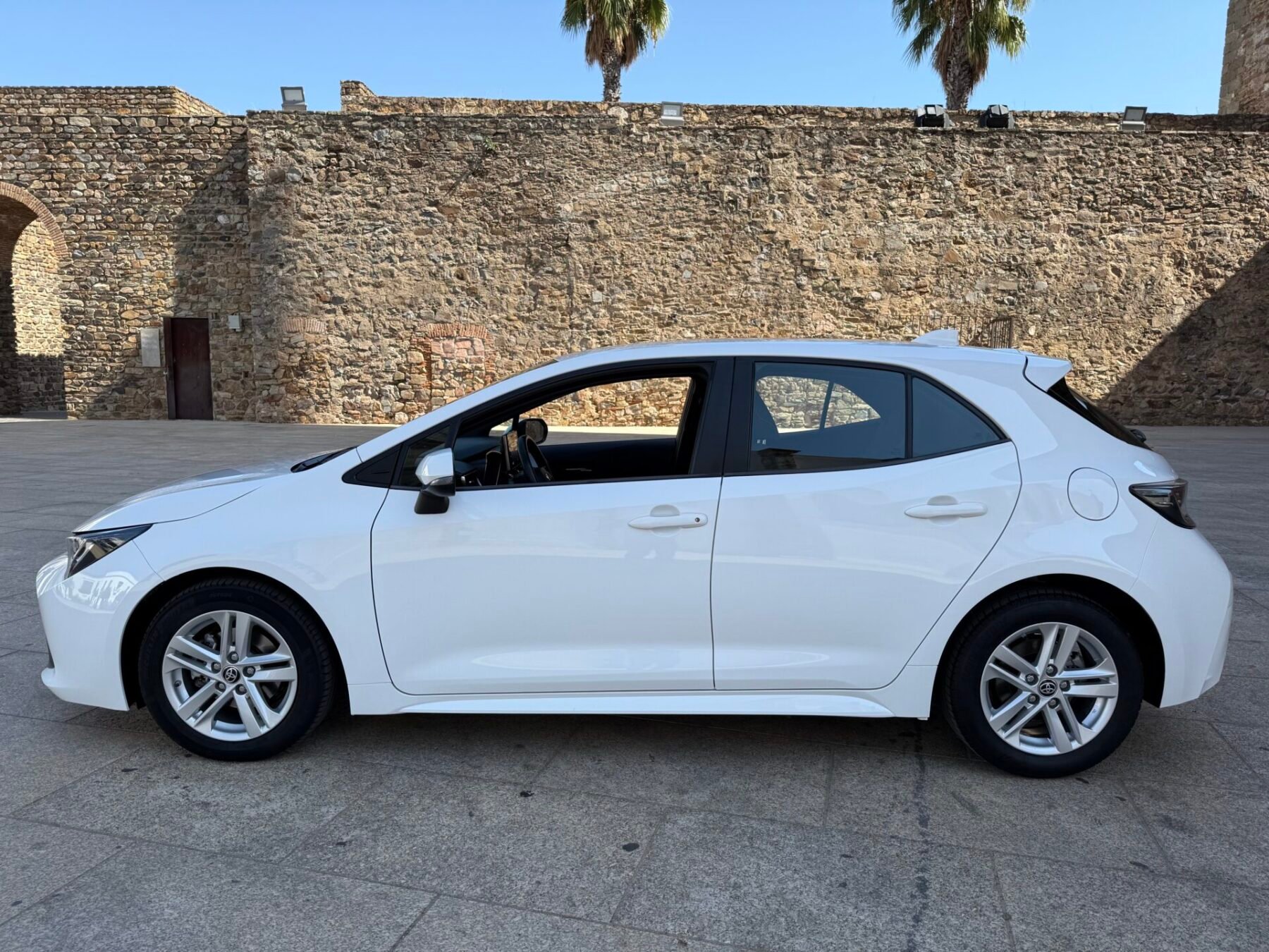 TOYOTA Corolla 1.8 125H ACTIVE TECH 122 CV 