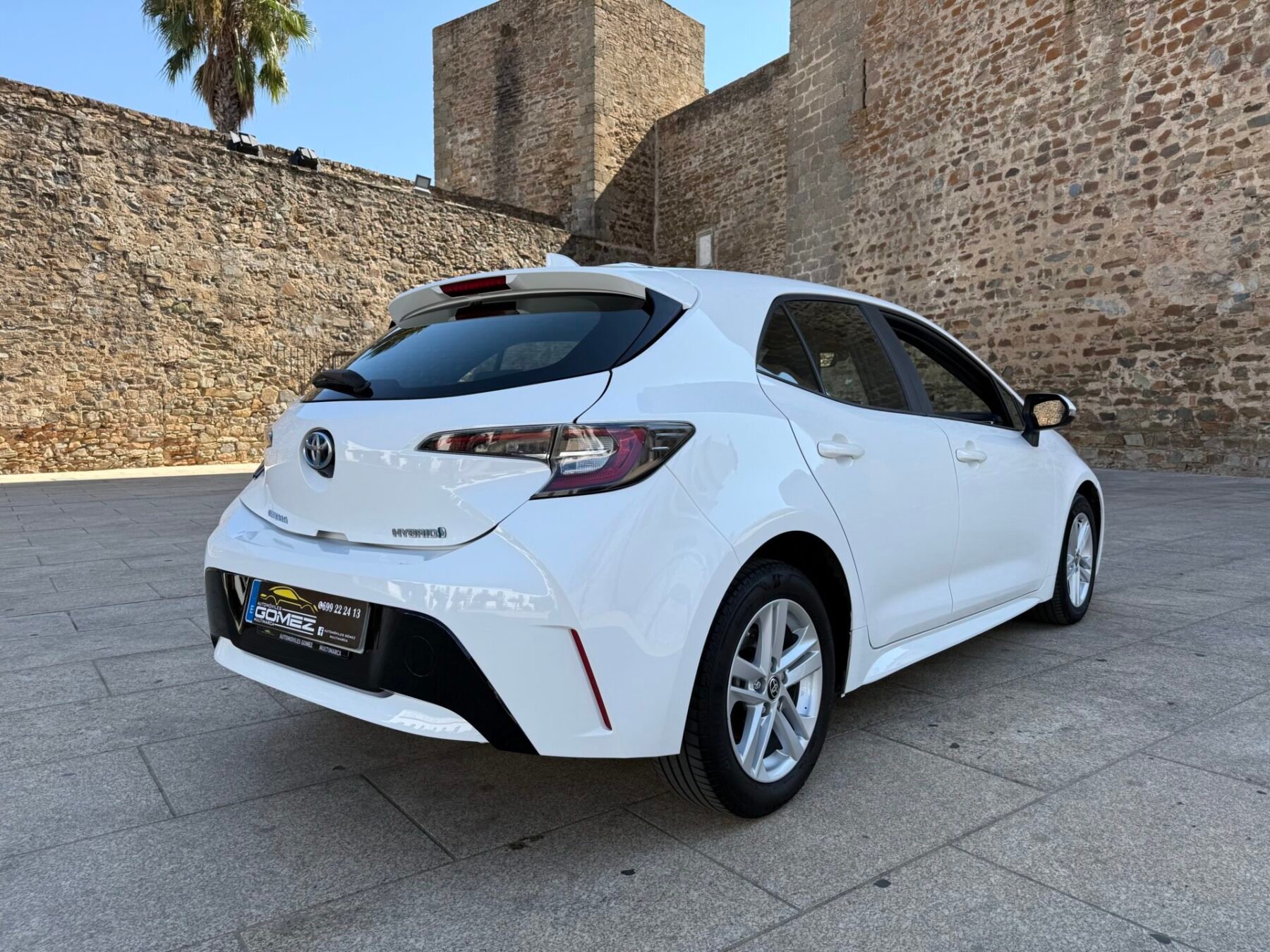 TOYOTA Corolla 1.8 125H ACTIVE TECH 122 CV 