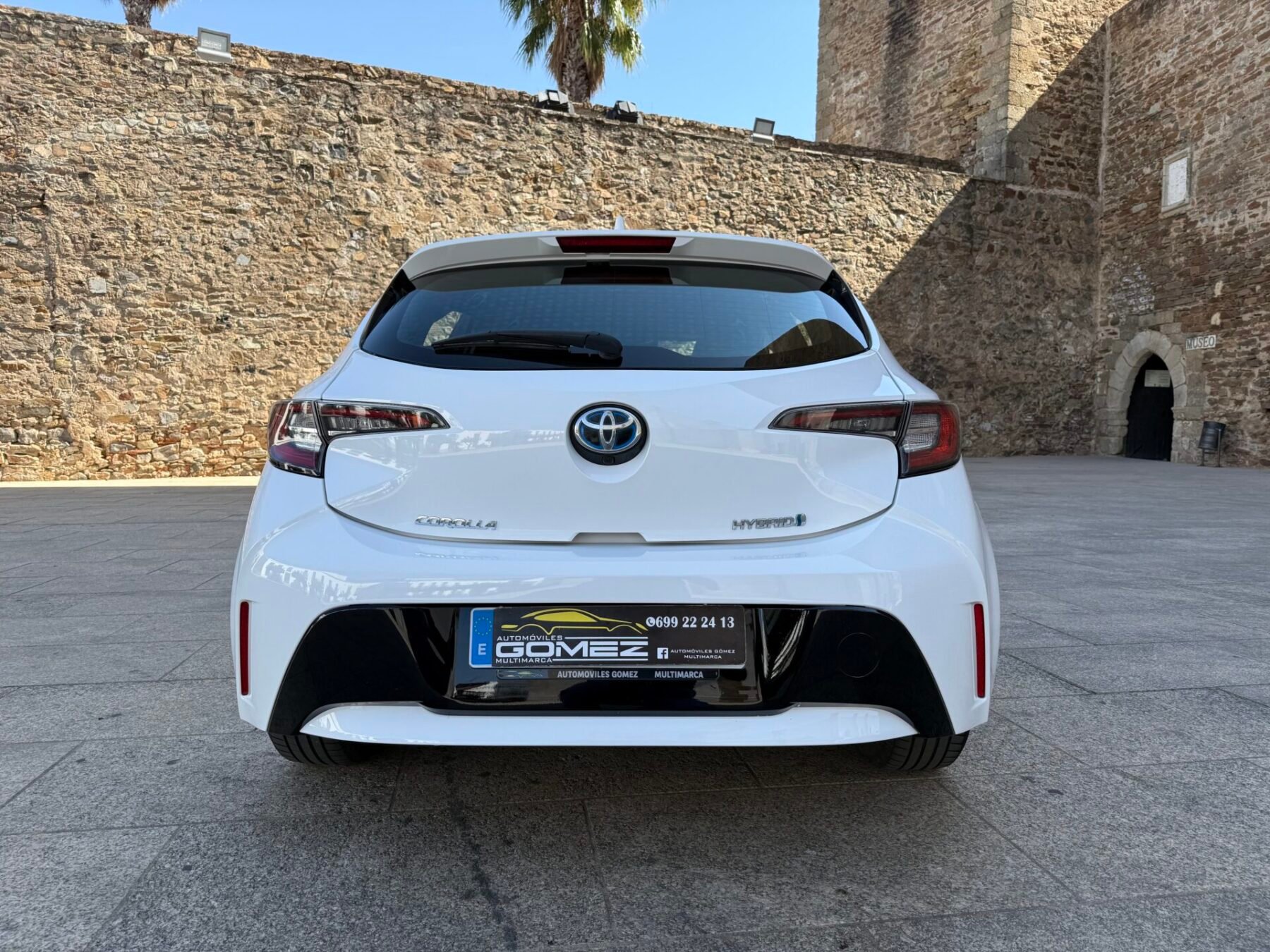 TOYOTA Corolla 1.8 125H ACTIVE TECH 122 CV 