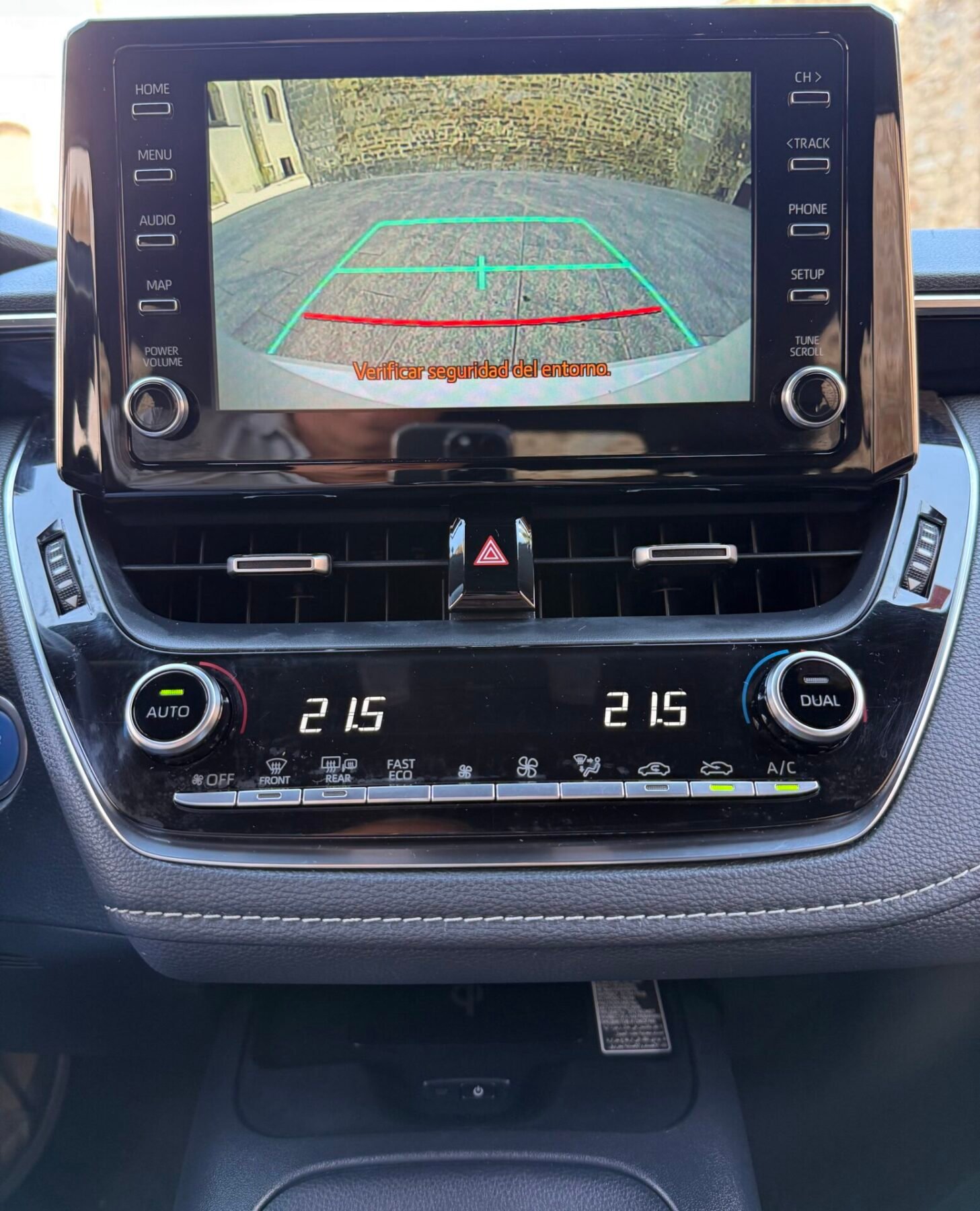 TOYOTA Corolla 1.8 125H ACTIVE TECH 122 CV 