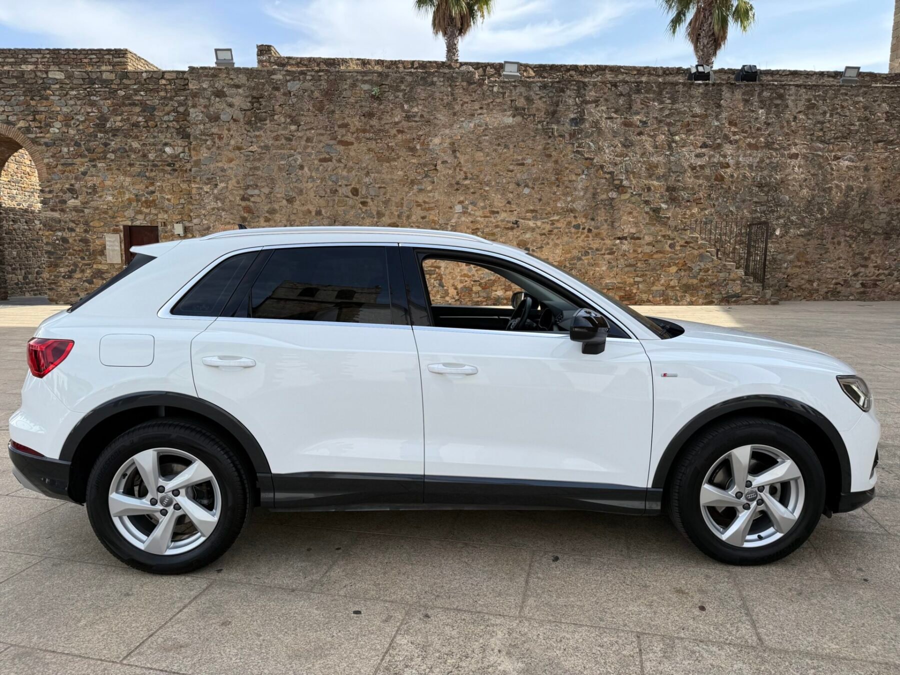 AUDI Q3 35 TFSI 150CV) S tronic S Line 