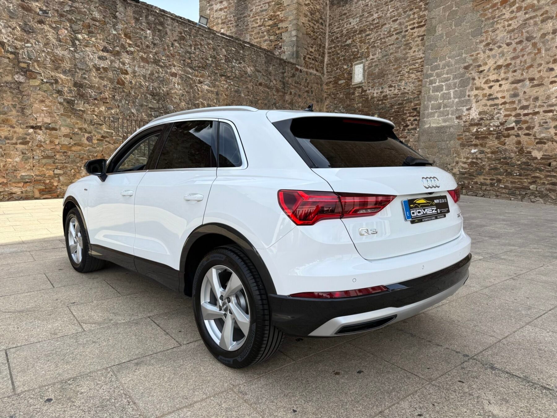 AUDI Q3 35 TFSI 150CV) S tronic S Line 