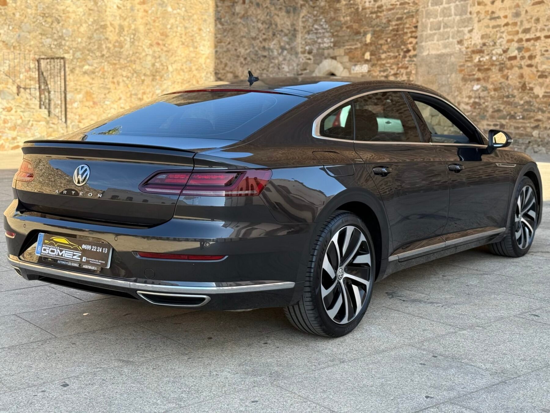 VOLKSWAGEN Arteon  R-Line 2.0 TSI  (190CV) DSG
