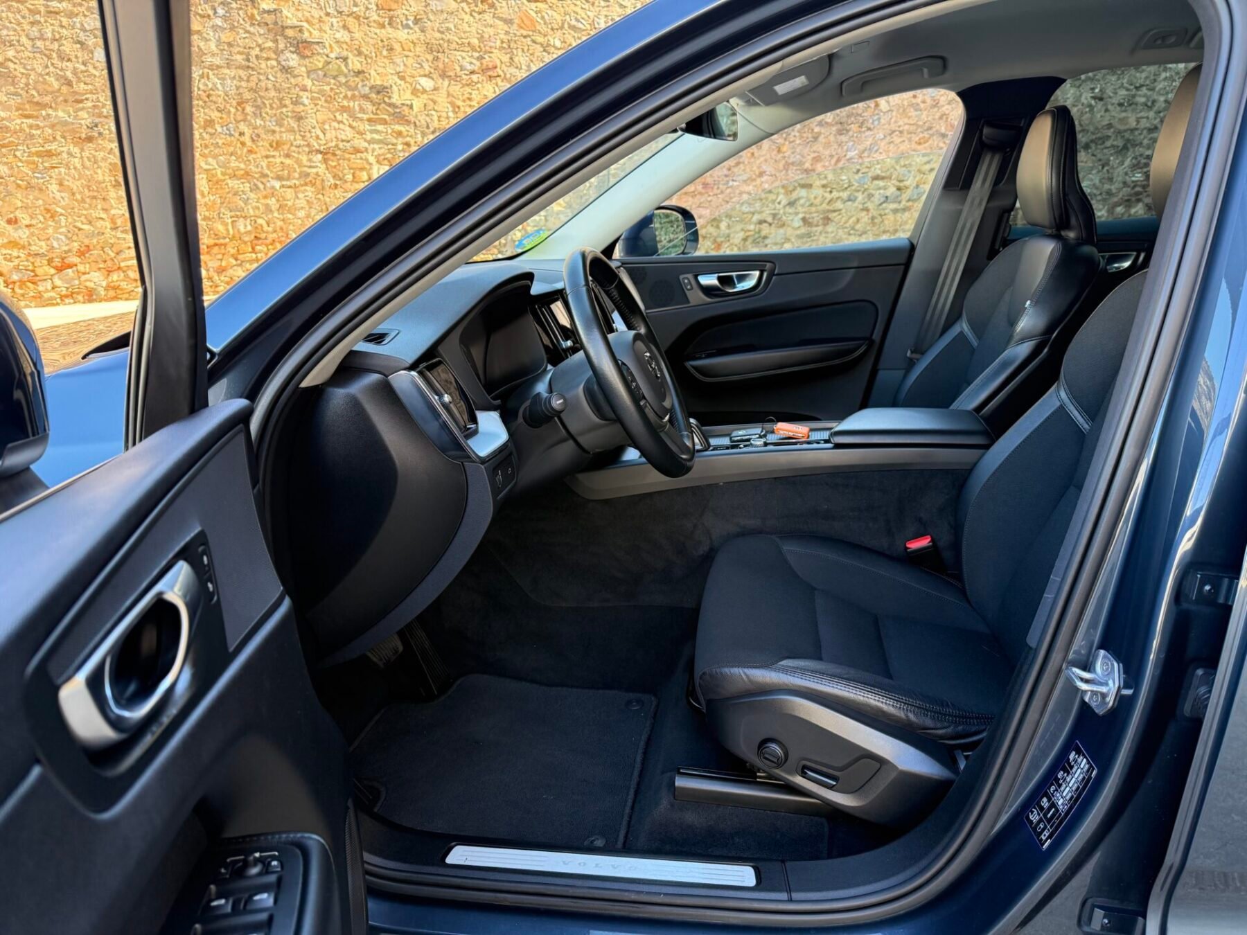 VOLVO XC60 Business Plus AWD 2.0 B4 197 CV Auto 