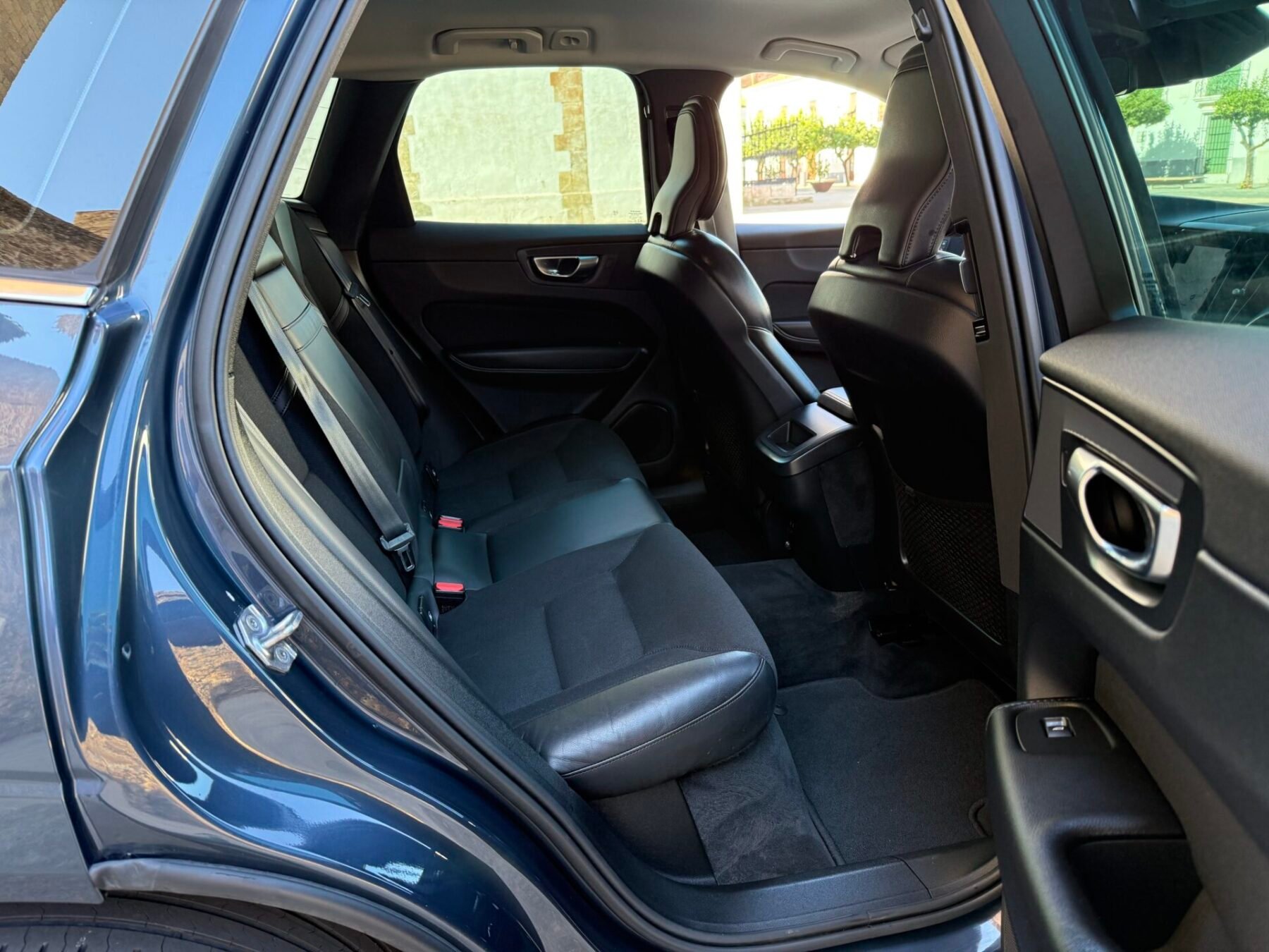 VOLVO XC60 Business Plus AWD 2.0 B4 197 CV Auto 