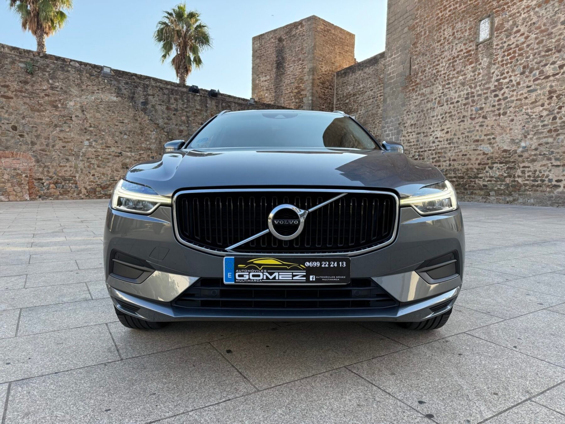 VOLVO XC60 2.0 B4 AWD Business Plus Auto 197 