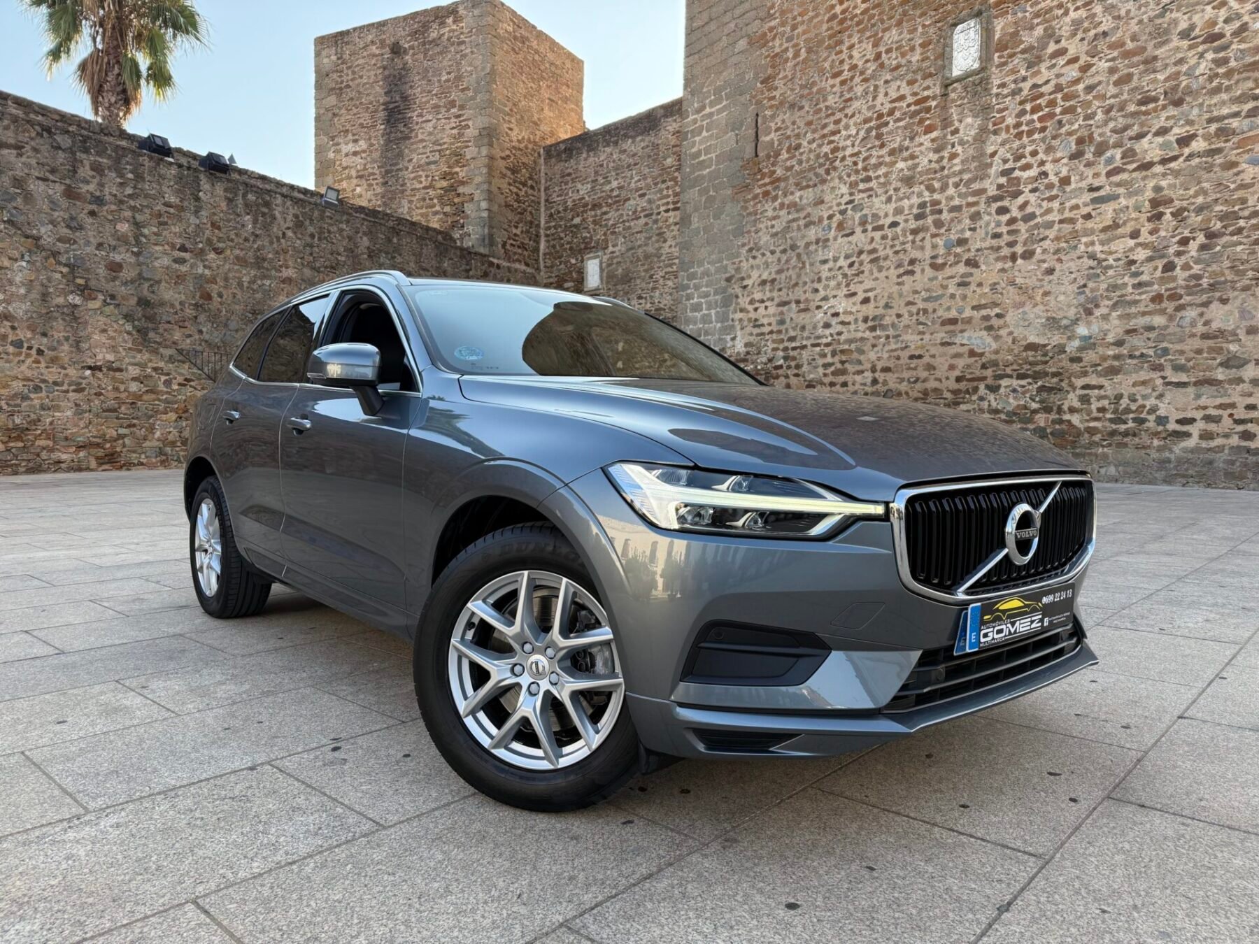 VOLVO XC60 2.0 B4 AWD Business Plus Auto 197 