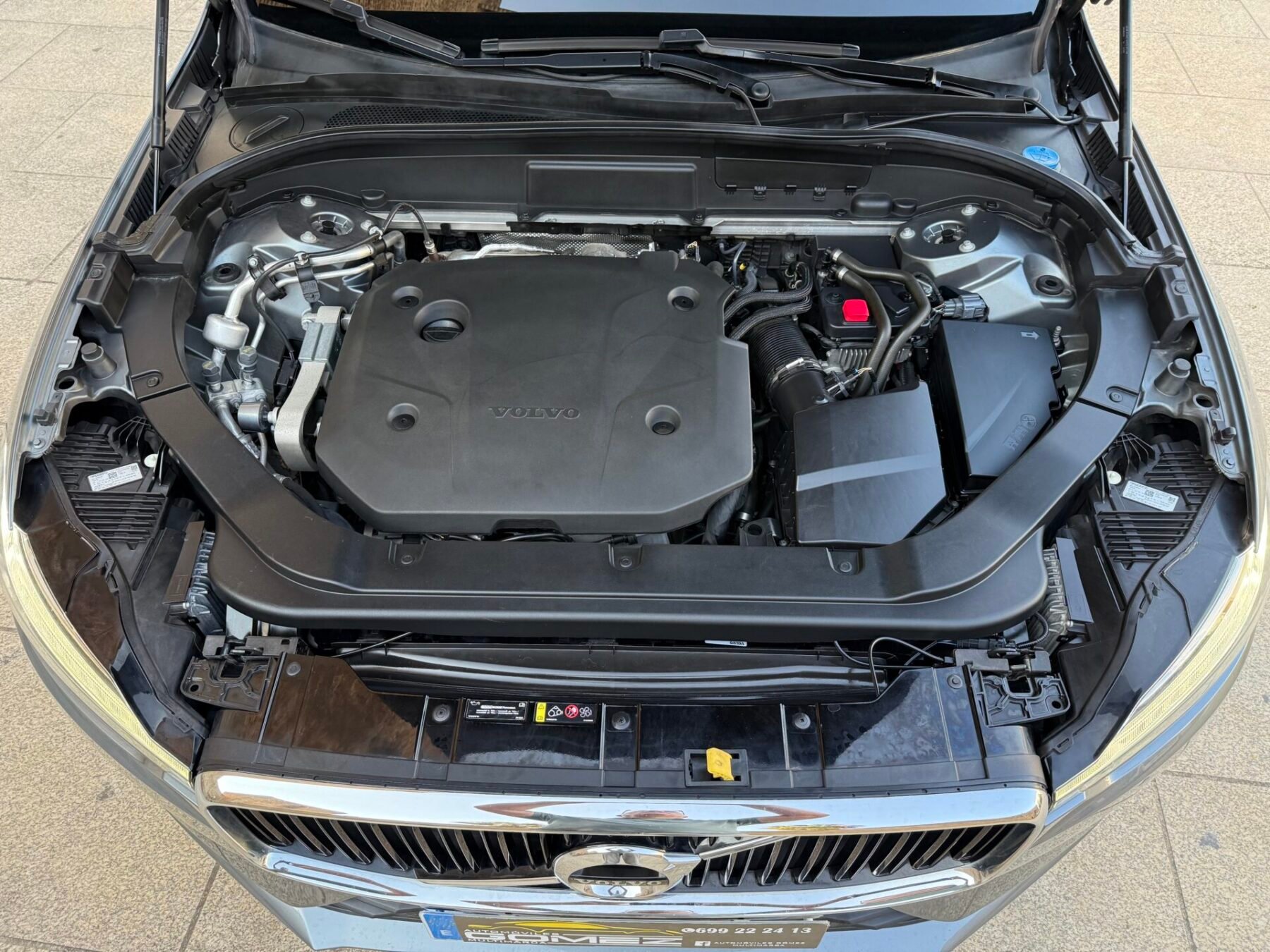 VOLVO XC60 2.0 B4 AWD Business Plus Auto 197 