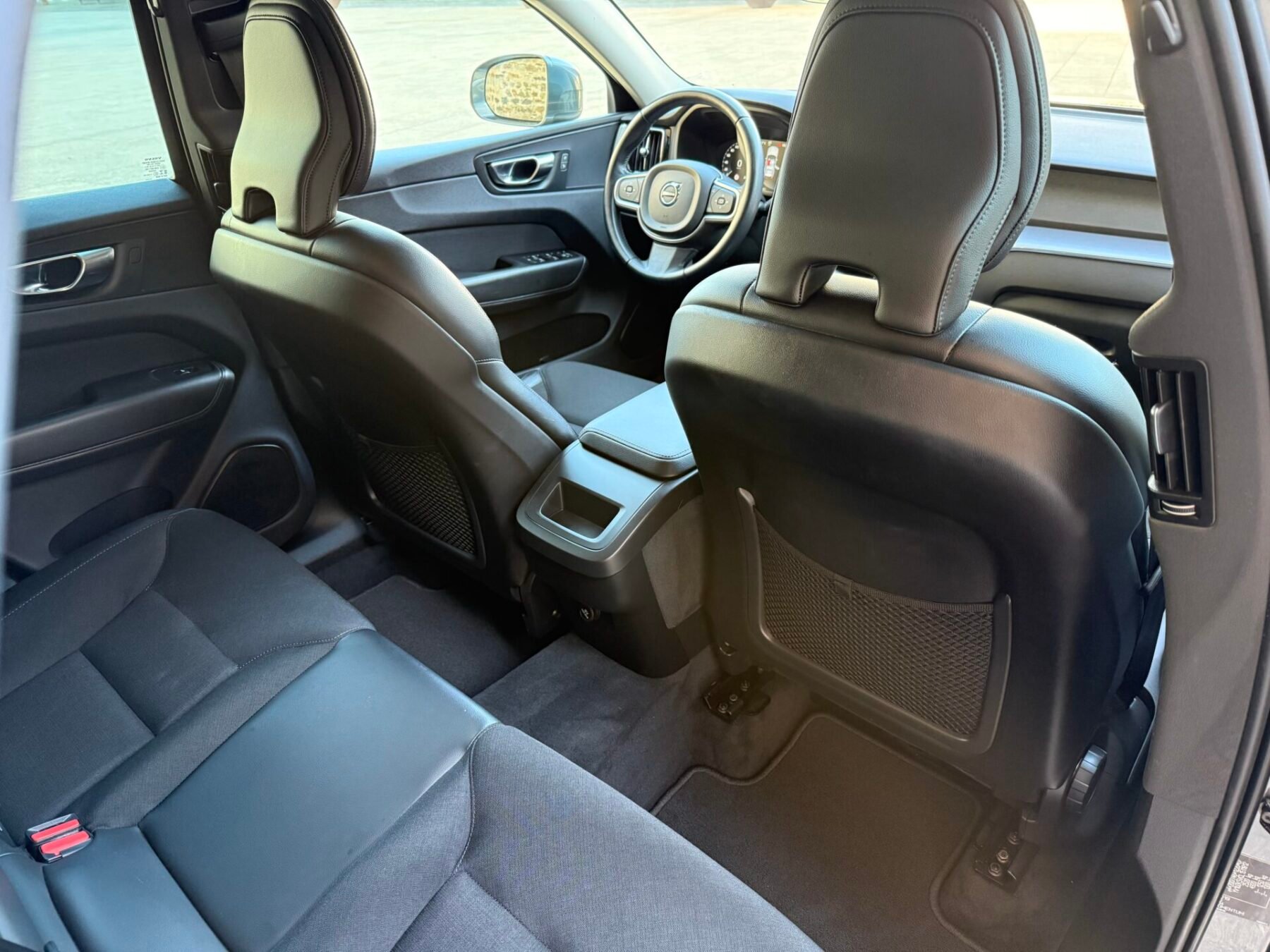 VOLVO XC60 2.0 B4 AWD Business Plus Auto 197 