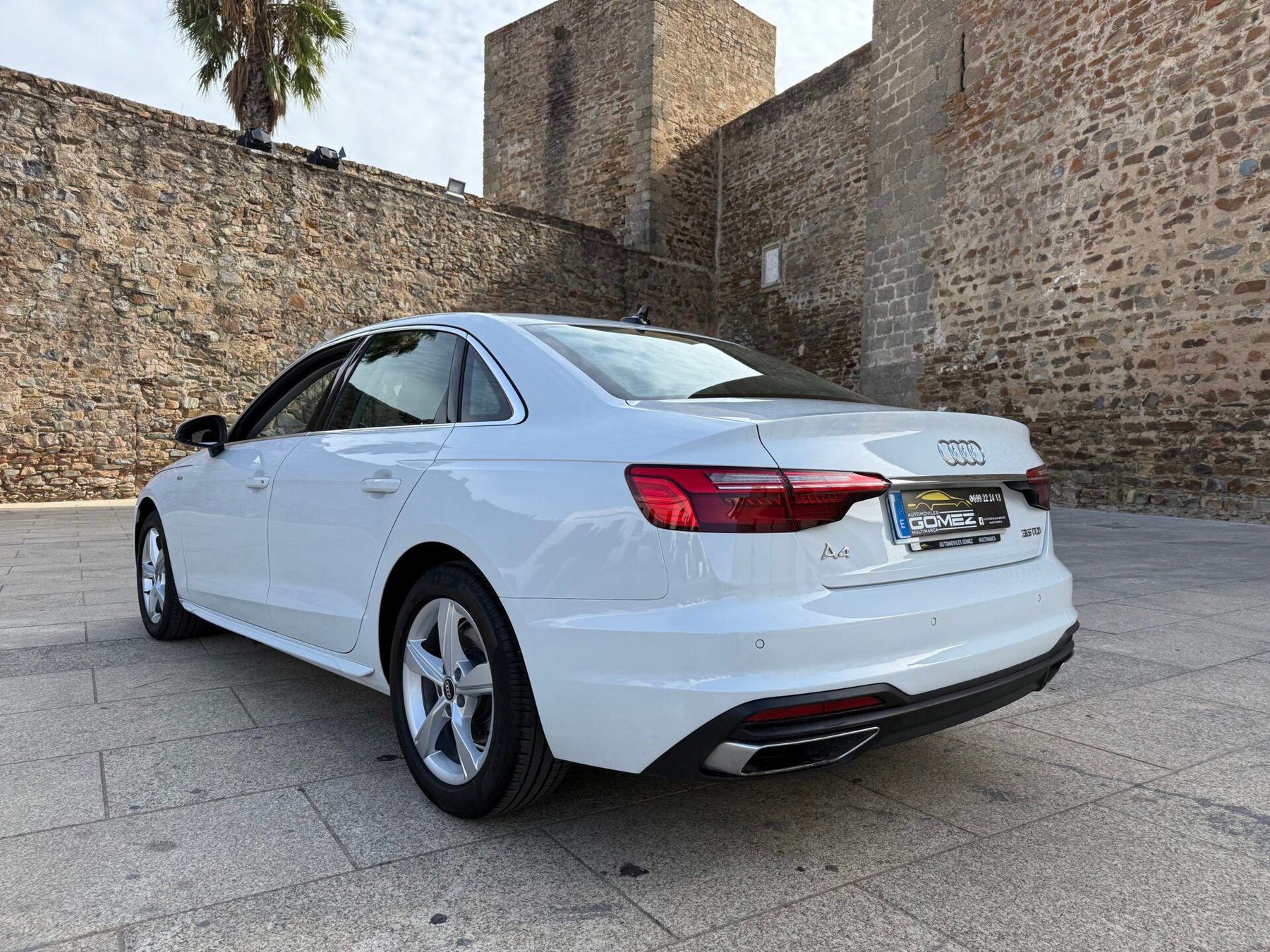 AUDI A4 Berlina TDI S Line 2.0 TDI 165CV