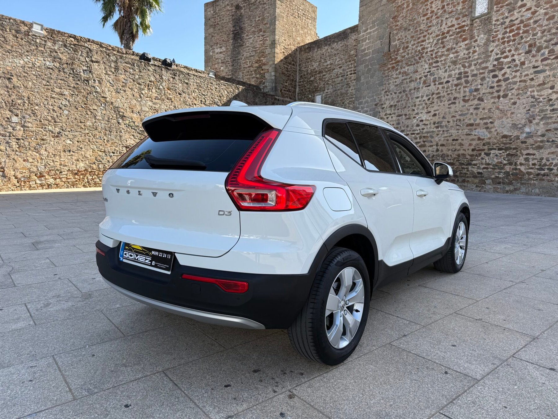 VOLVO XC40 Business Plus 2WD 2.0 D3 150CV Auto 