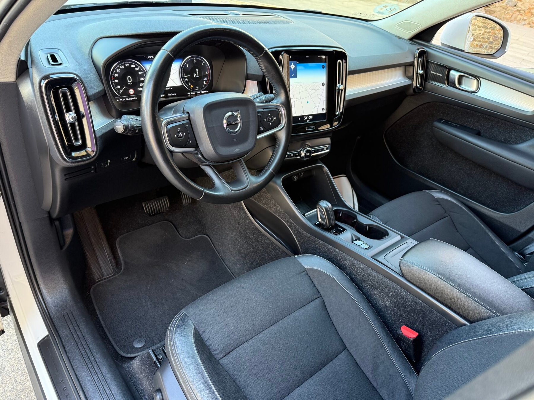 VOLVO XC40 Business Plus 2WD 2.0 D3 150CV Auto 