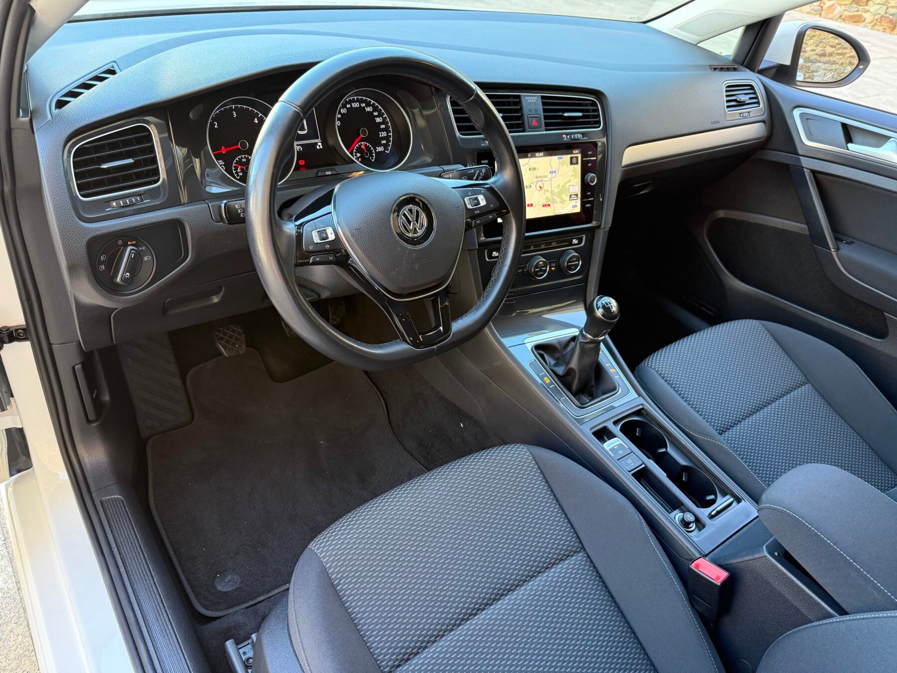 VOLKSWAGEN Golf Last Edition 1.6 TDI  (115CV)