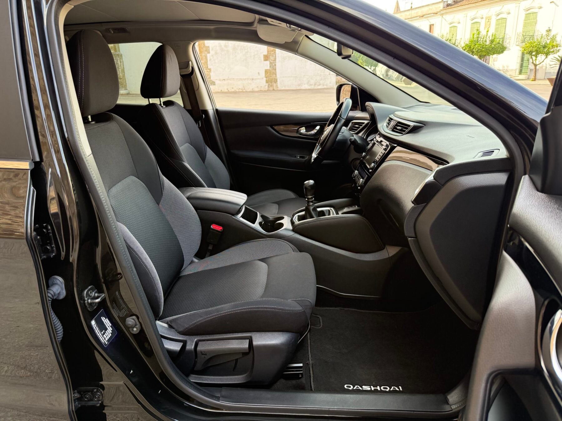 NISSAN QASHQAI DIG-T (140CV) 4x2 N-Connecta 