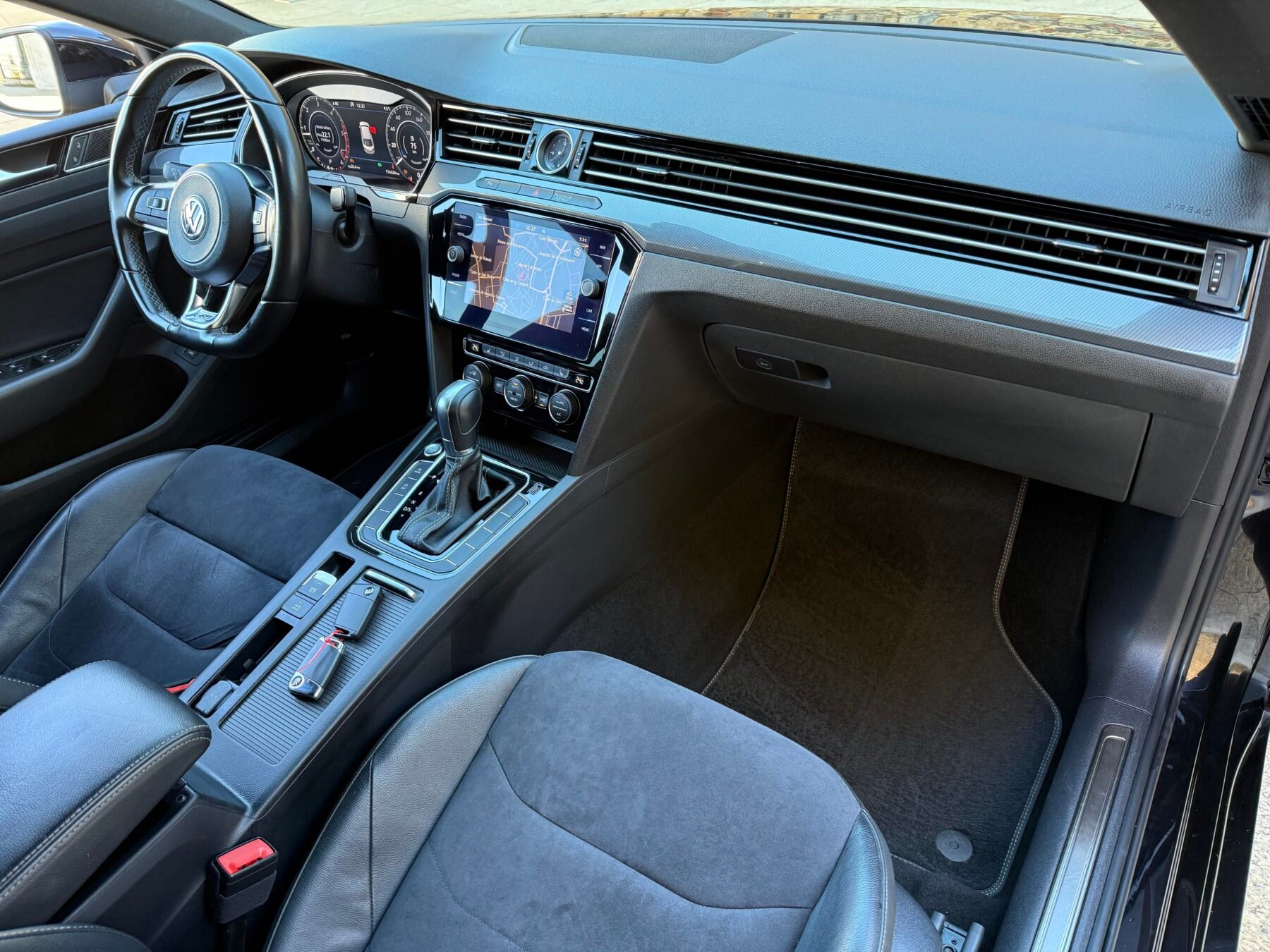 VOLKSWAGEN Arteon 2.0TDI R-LINE DSG7 