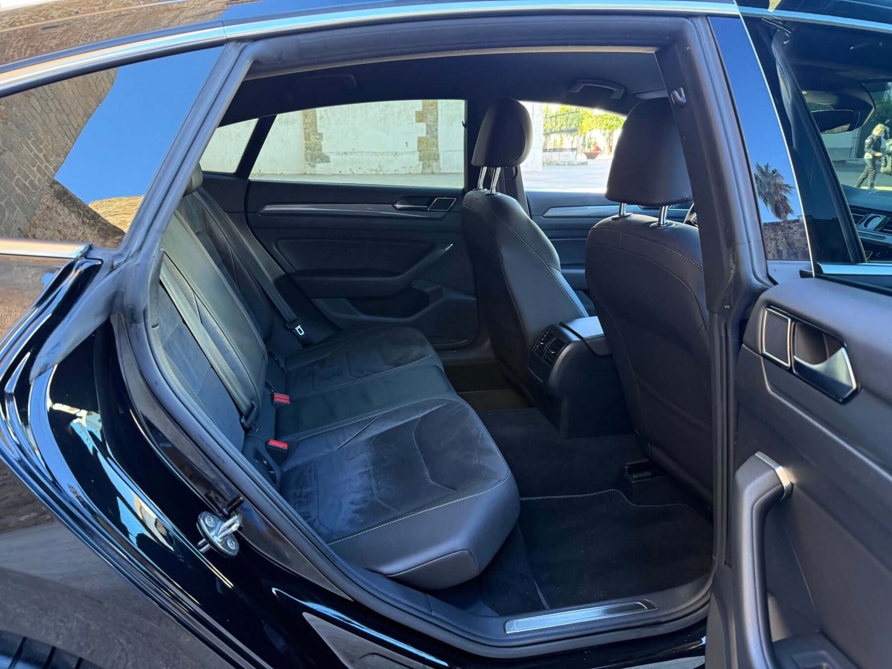 VOLKSWAGEN Arteon 2.0TDI R-LINE DSG7 