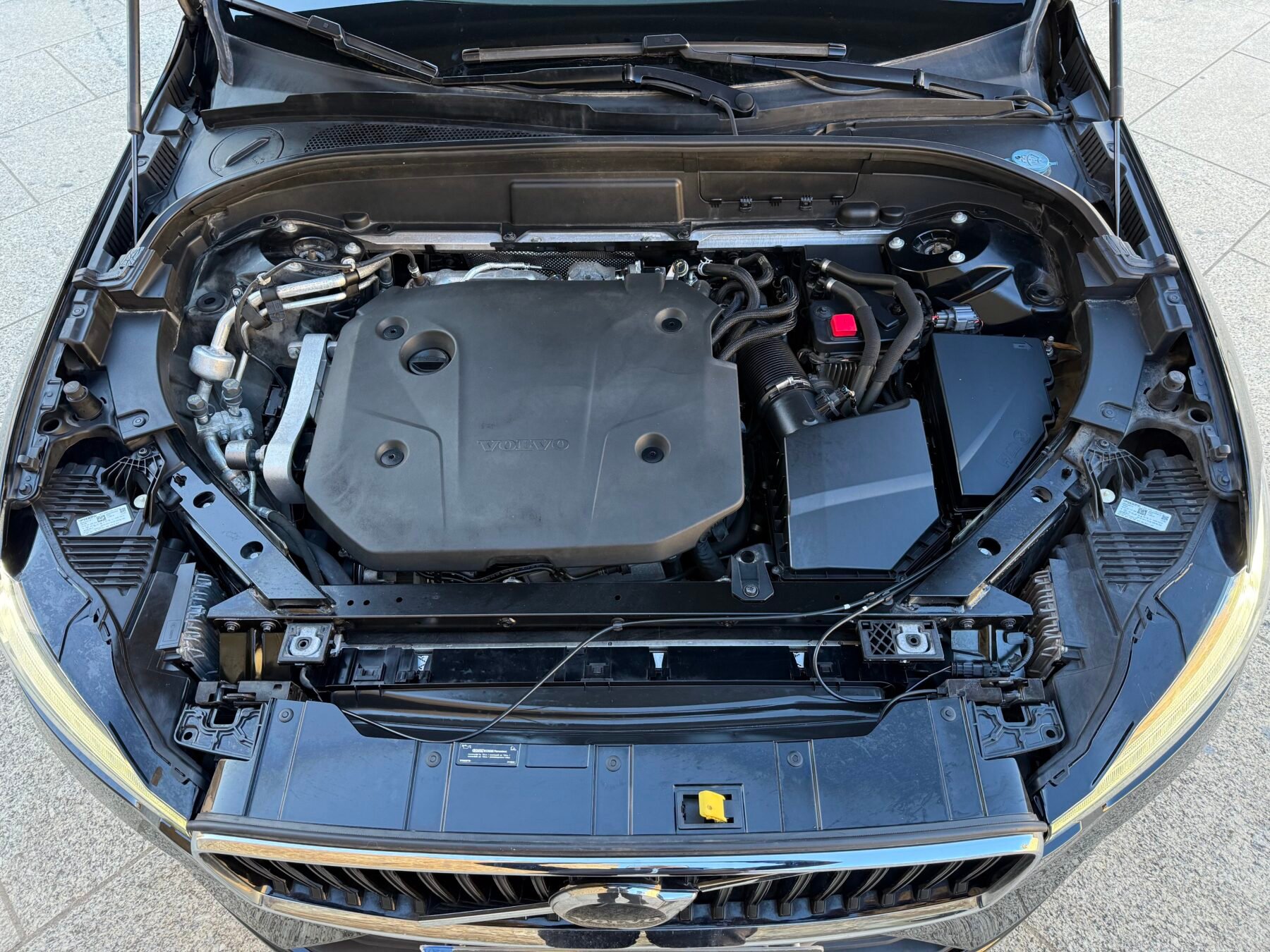 VOLVO XC60 Business Plus  2.0 D4 Auto 197 CV 