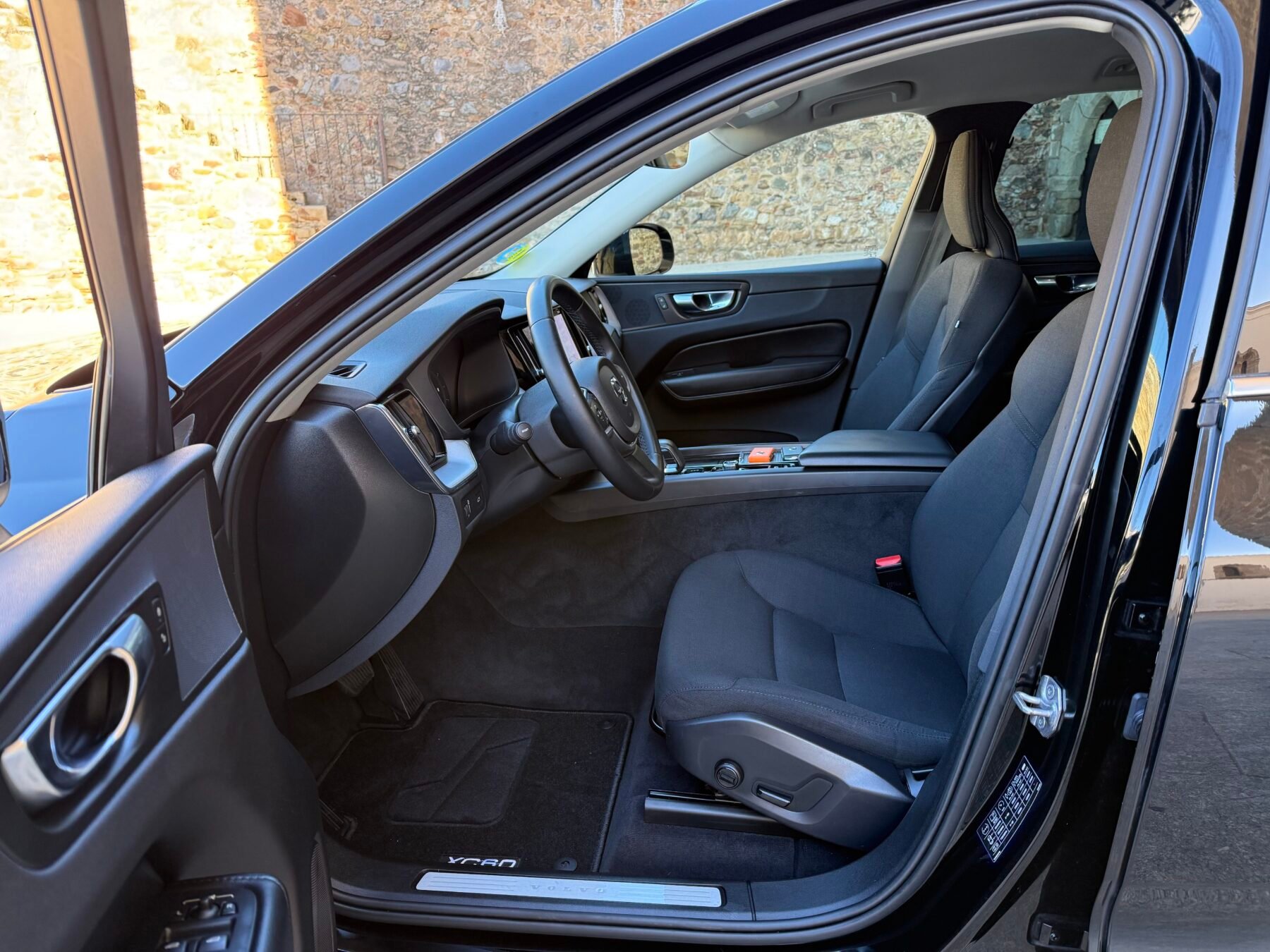 VOLVO XC60 Business Plus  2.0 D4 Auto 197 CV 