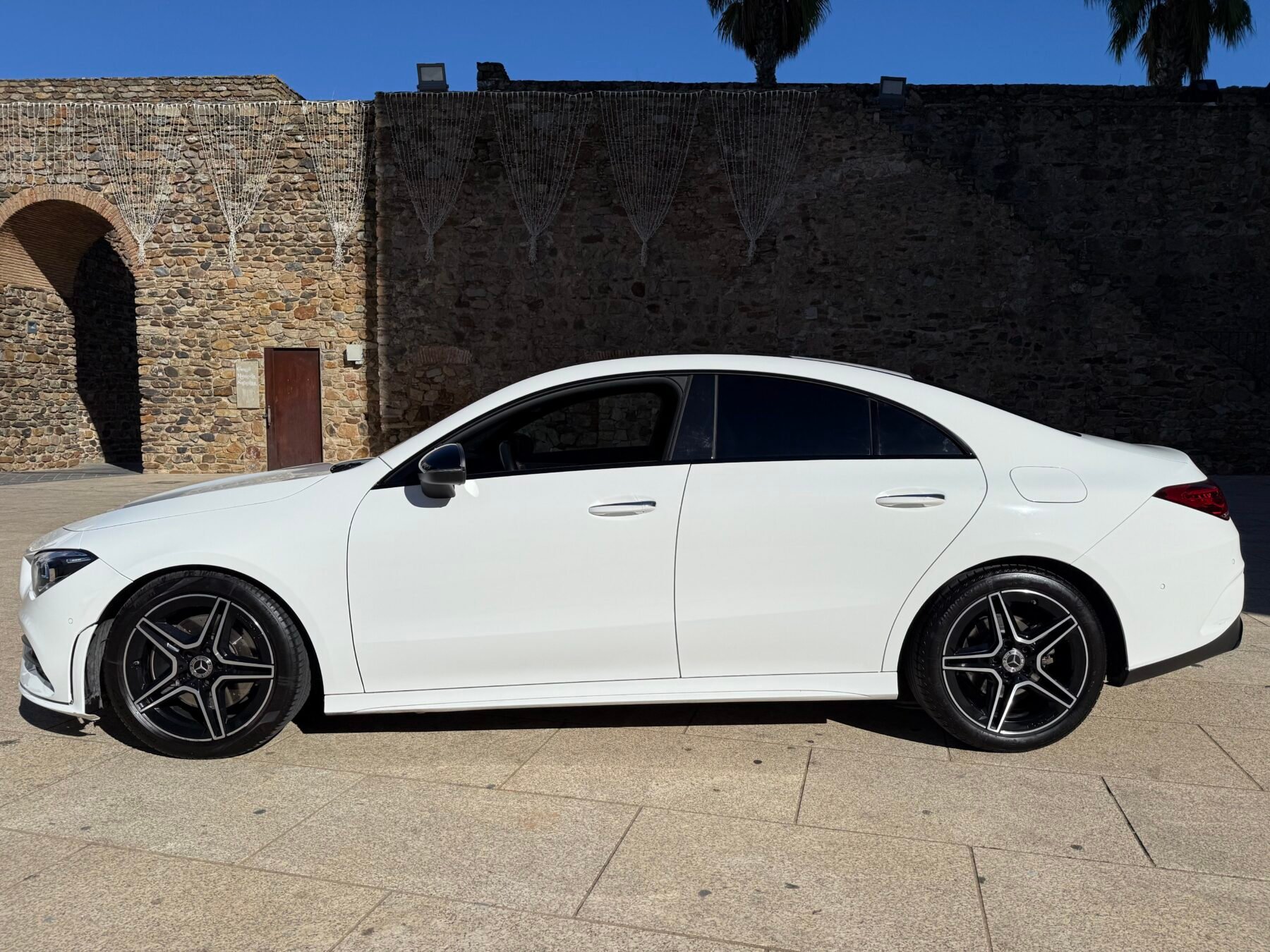 MERCEDES-BENZ CLA coupé 200 D AMG 