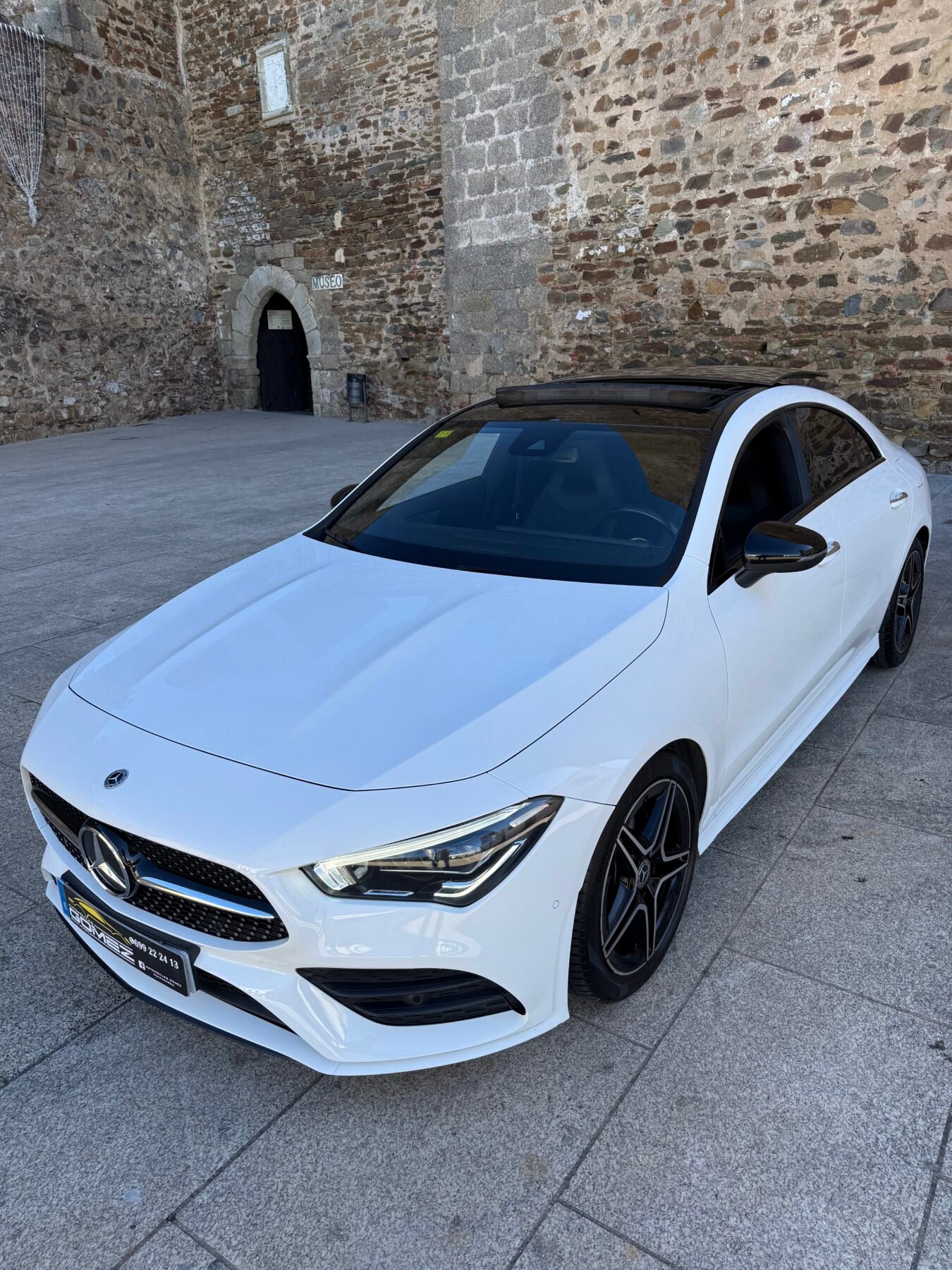 MERCEDES-BENZ CLA coupé 200 D AMG 