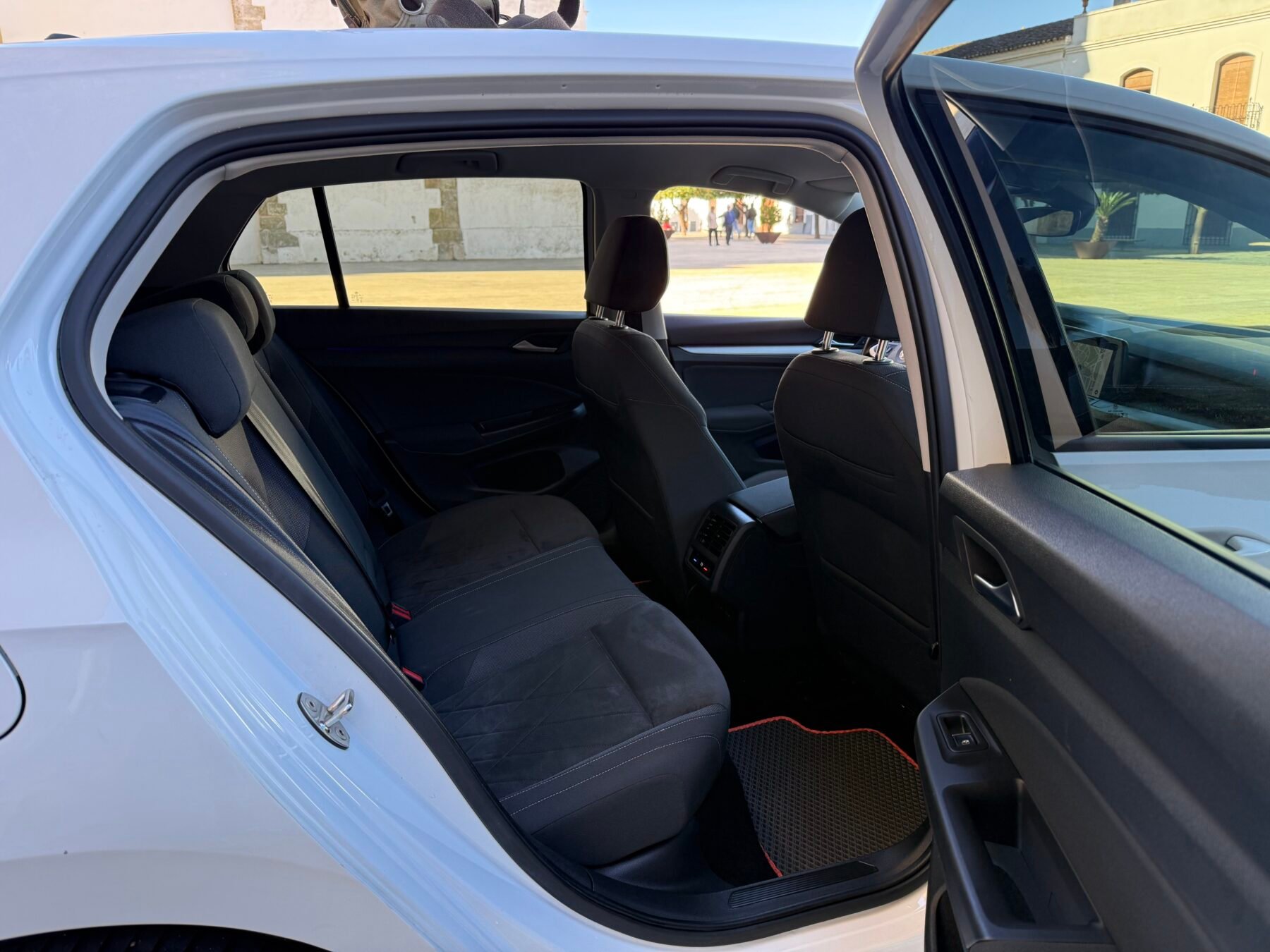 VOLKSWAGEN Golf Life 2.0 TDI  (115CV) 