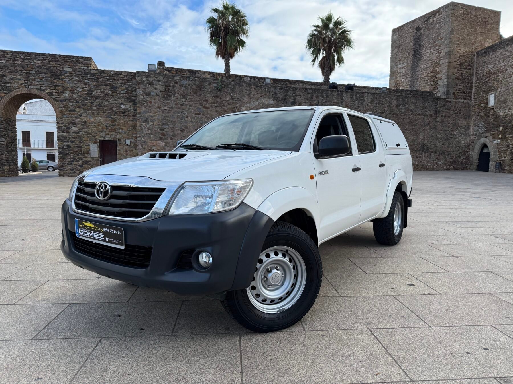 TOYOTA Hilux  2.4 D4D Cabina Doble GX 4x4