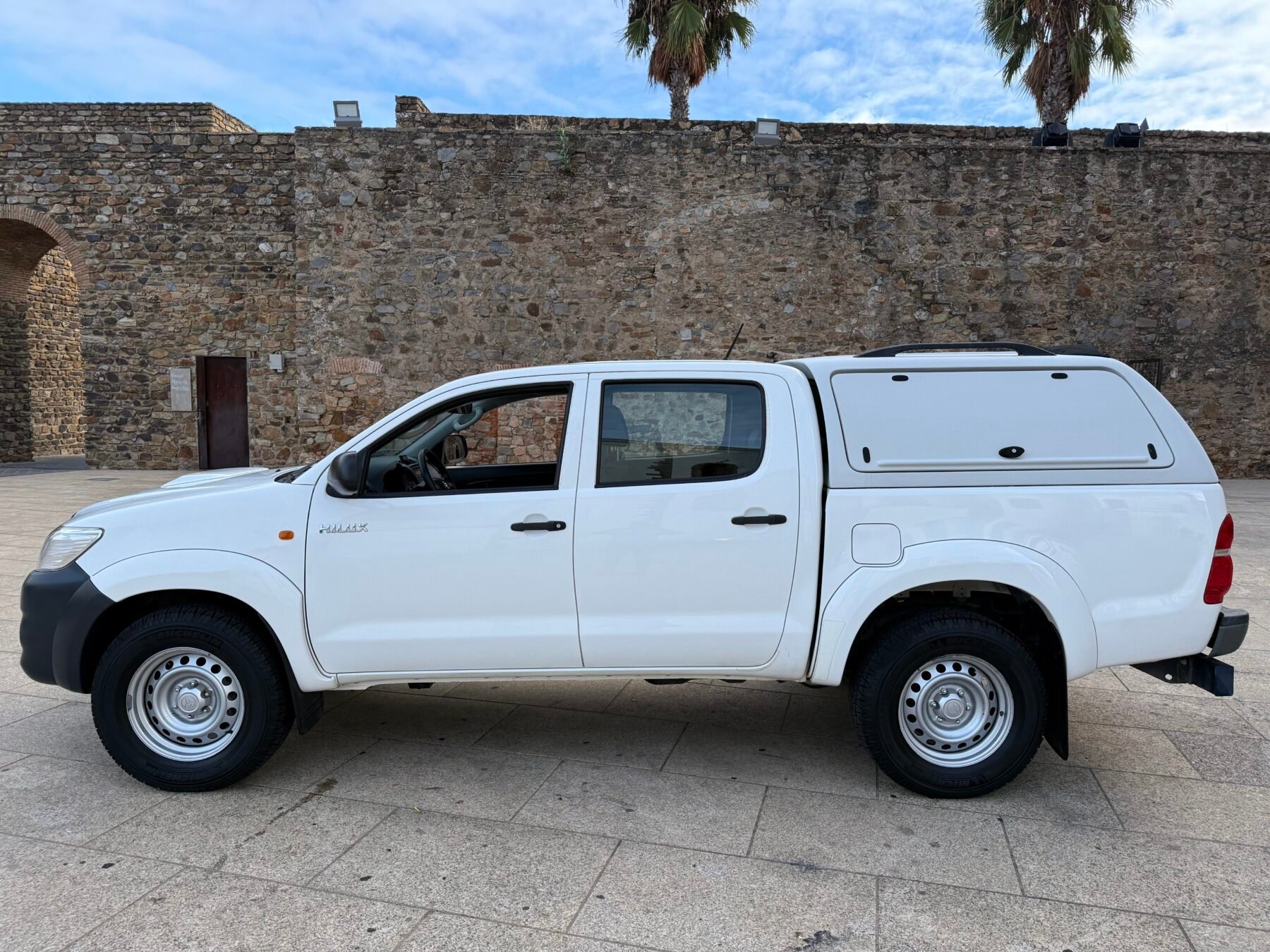 TOYOTA Hilux  2.4 D4D Cabina Doble GX 4x4