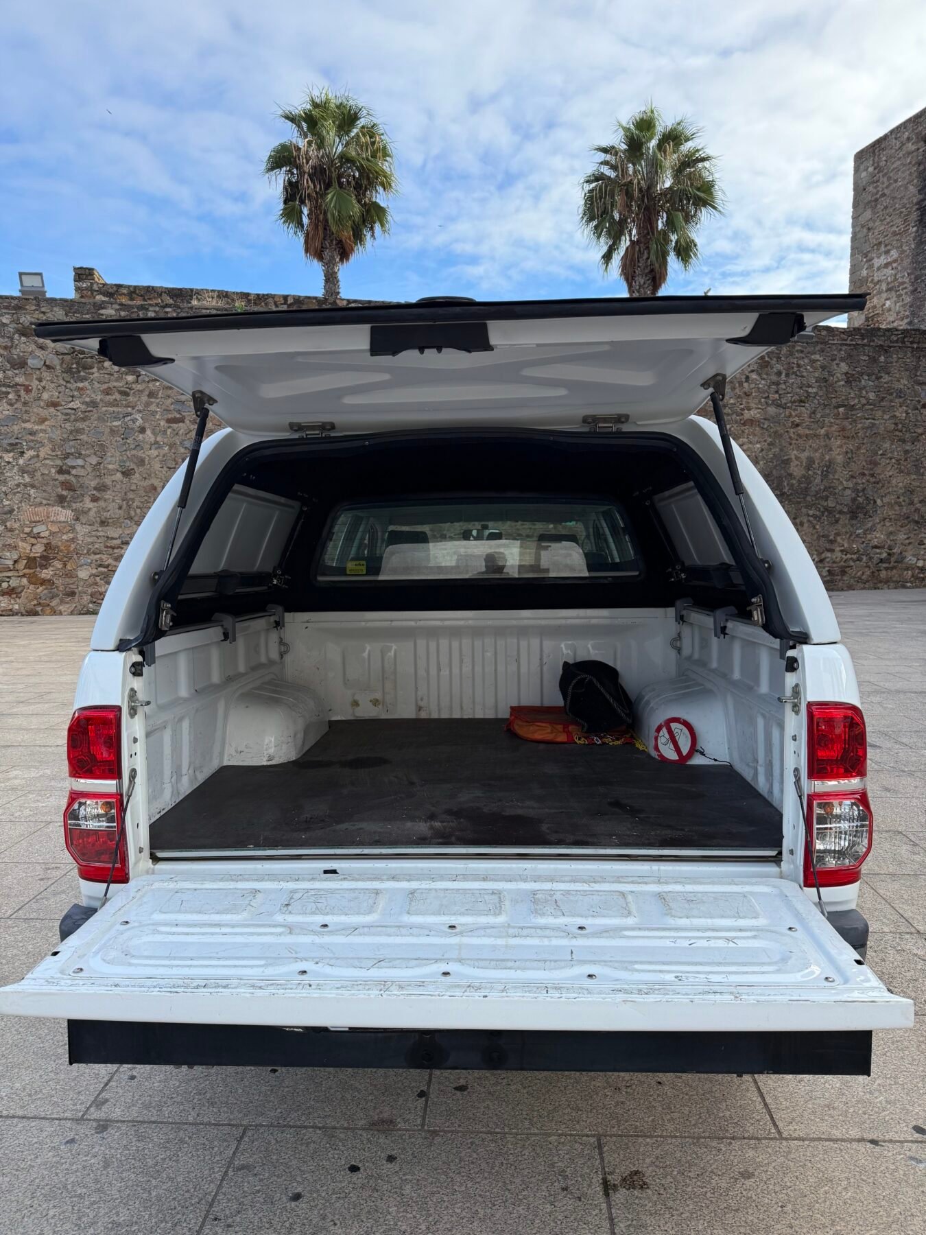 TOYOTA Hilux  2.4 D4D Cabina Doble GX 4x4