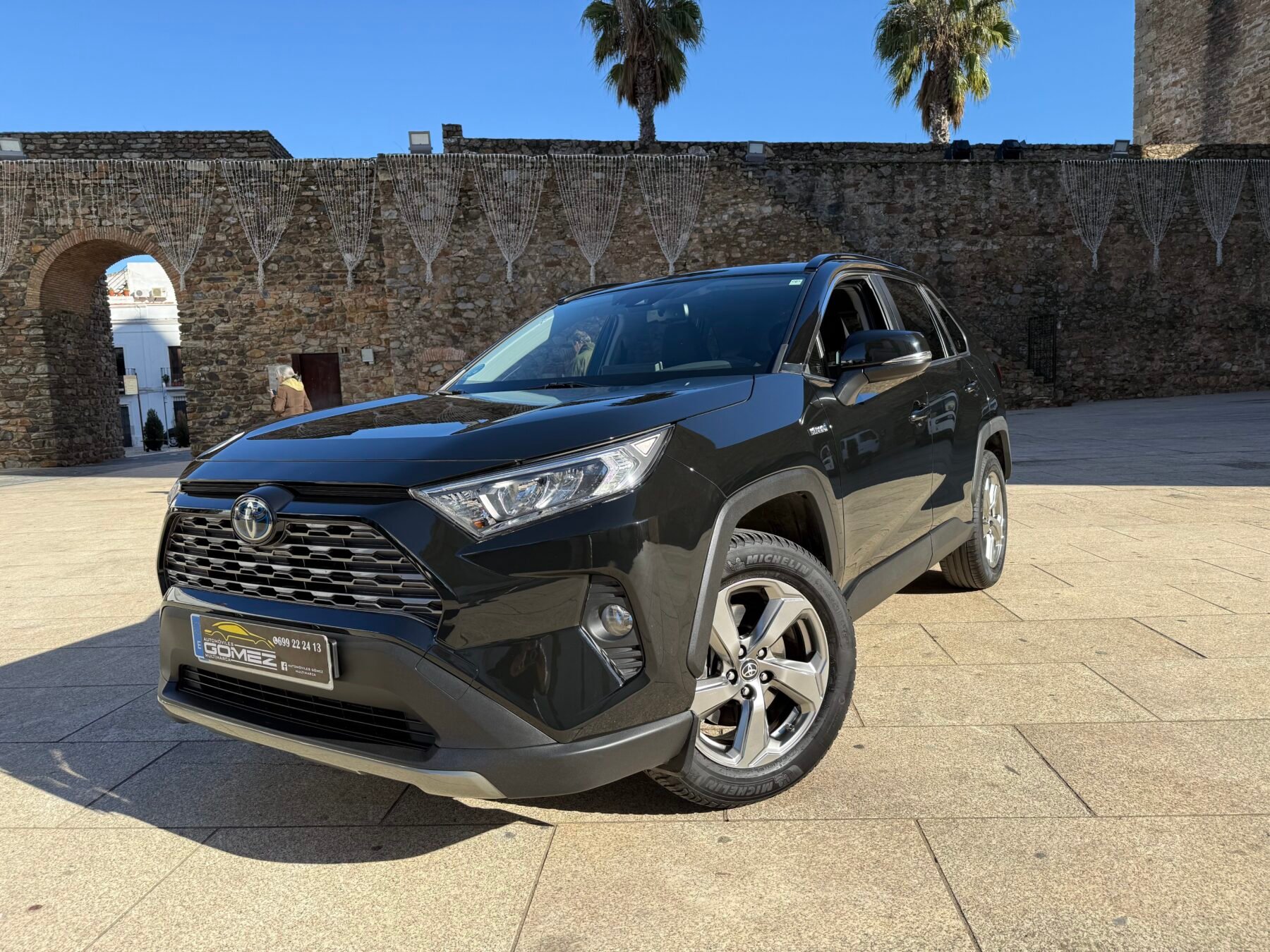 TOYOTA Rav4  2.5l 220H Advance Auto 