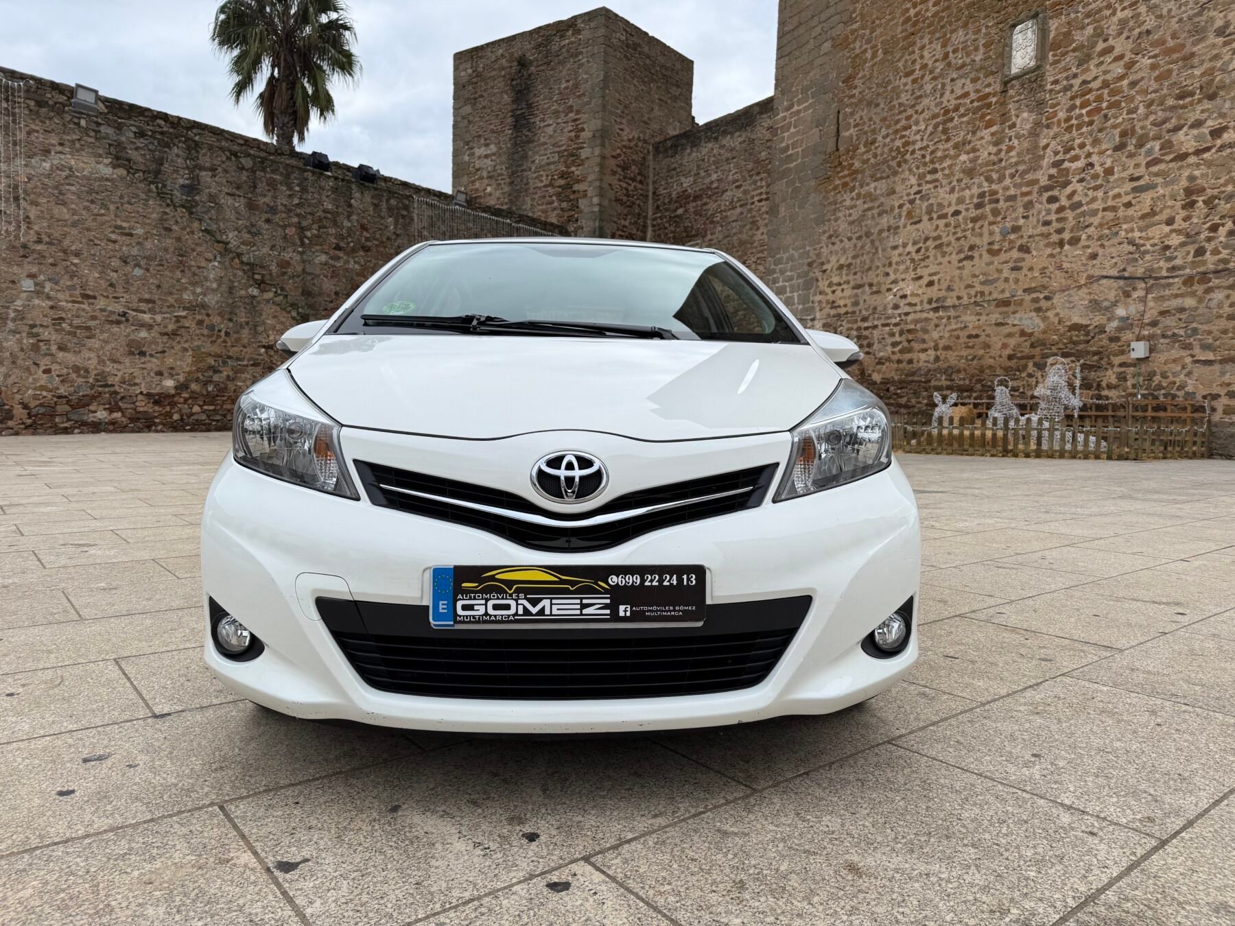 TOYOTA Yaris 1.4 Dual VVT-i Active 100 CV Auto