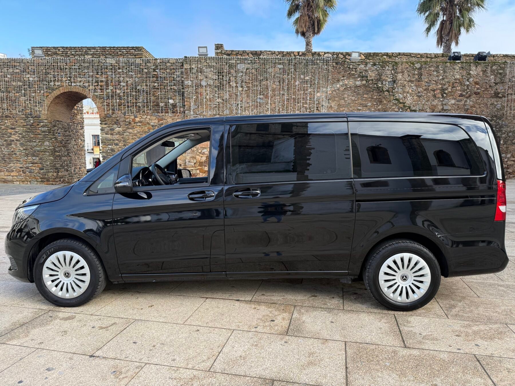 MERCEDES-BENZ Clase V 220 d 4МАтІС Auto 8 Plazas 