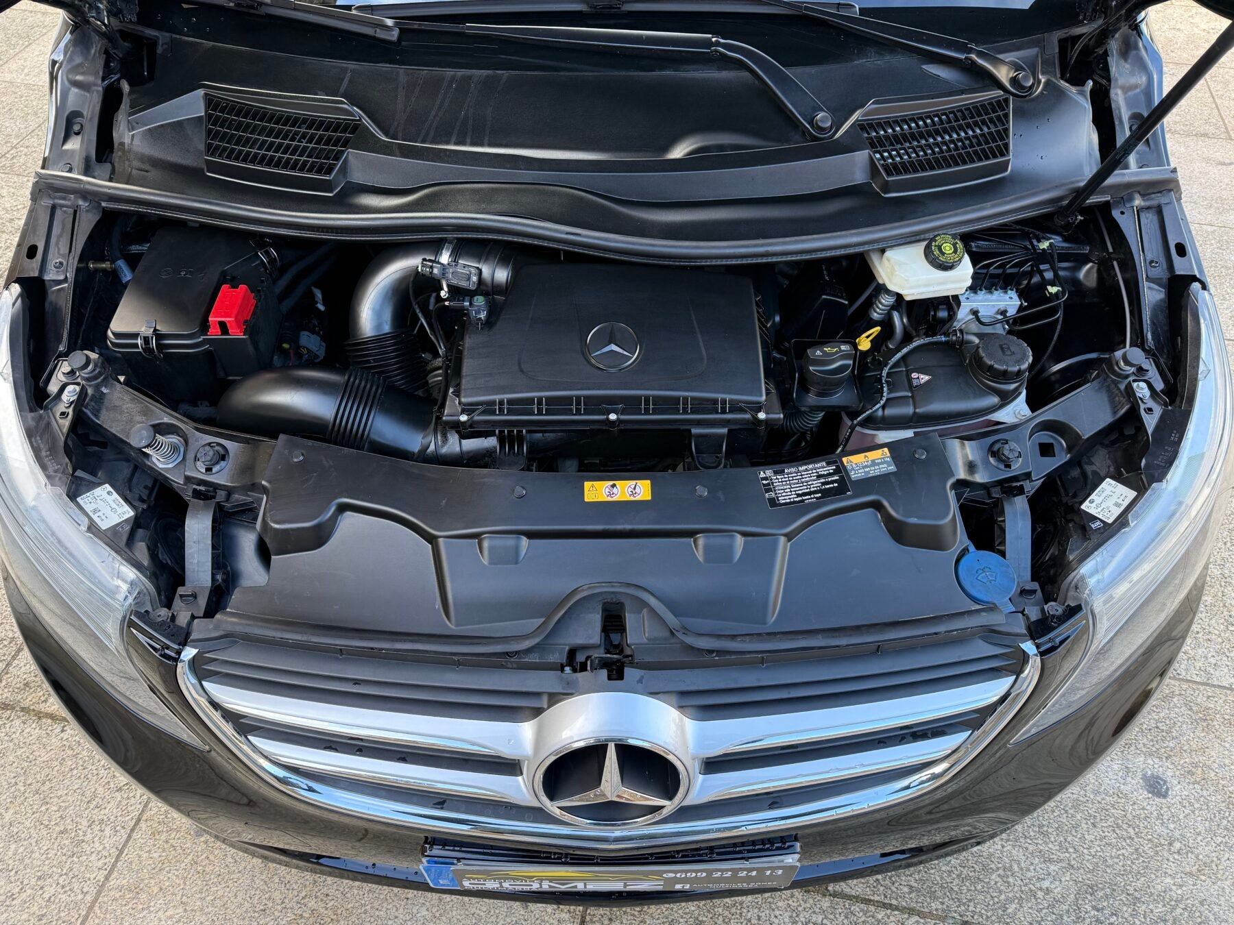 MERCEDES-BENZ Clase V 220 d 4МАтІС Auto 8 Plazas 