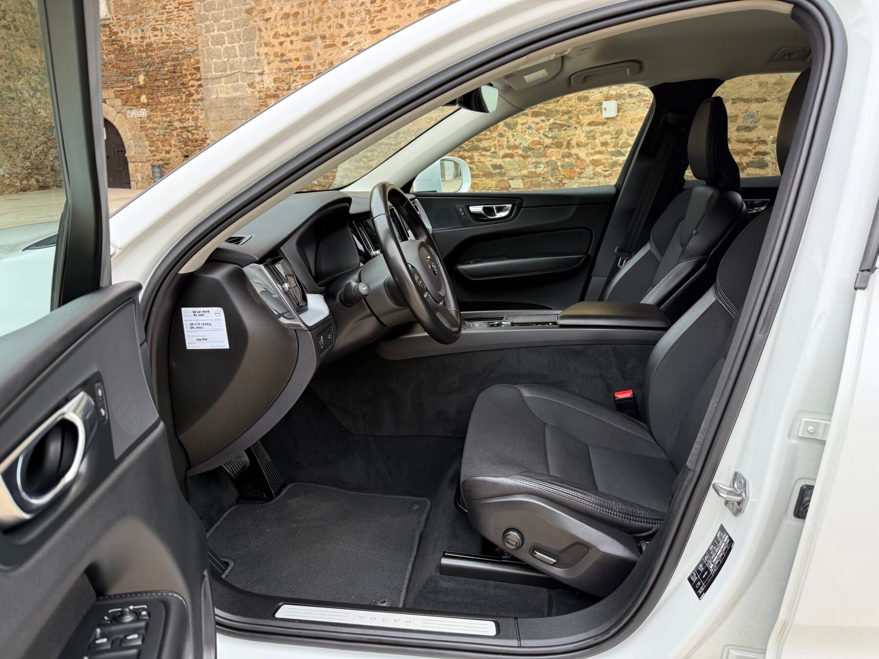 VOLVO XC60 2.0 D4 Business Plus Auto 197 CV Auto