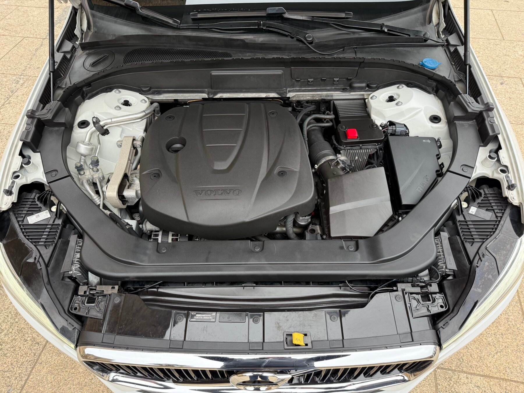 VOLVO XC60 2.0 D4 Business Plus Auto 197 CV Auto