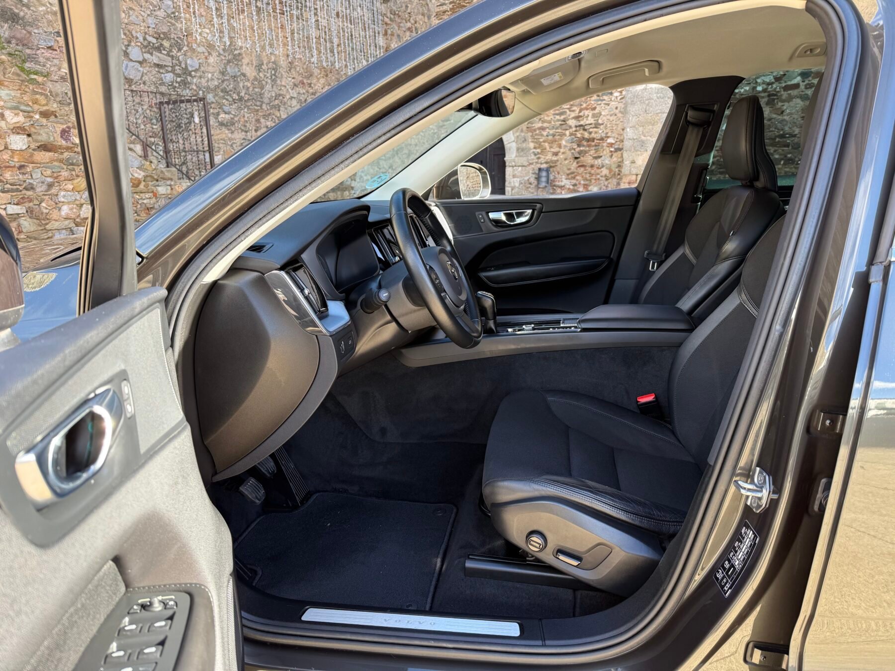 VOLVO XC60 D3 Business Plus 150 CV 